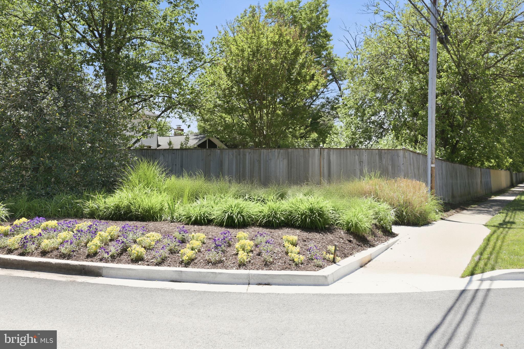ANNAPOLIS LANDING - Residential