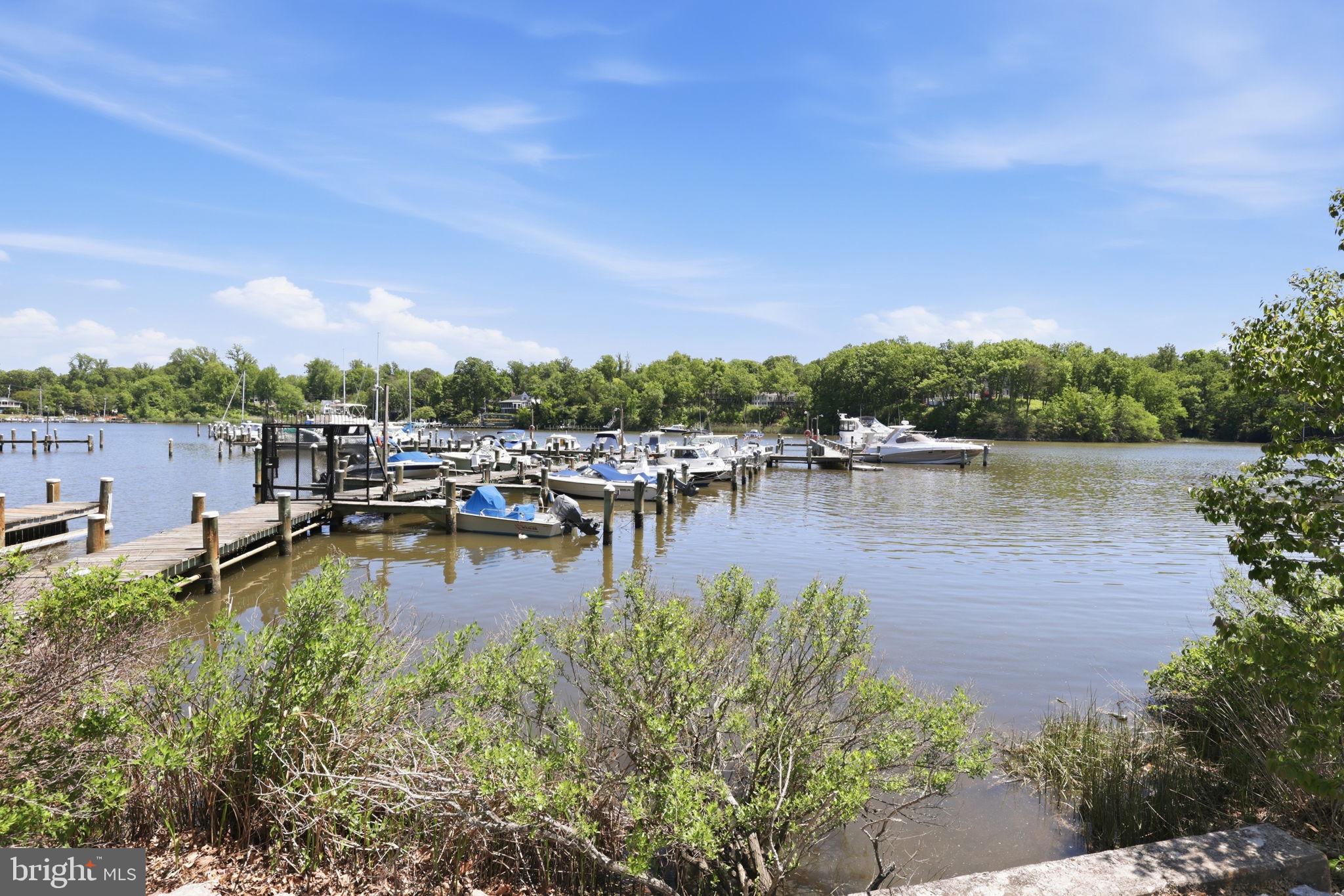 ANNAPOLIS LANDING - Residential