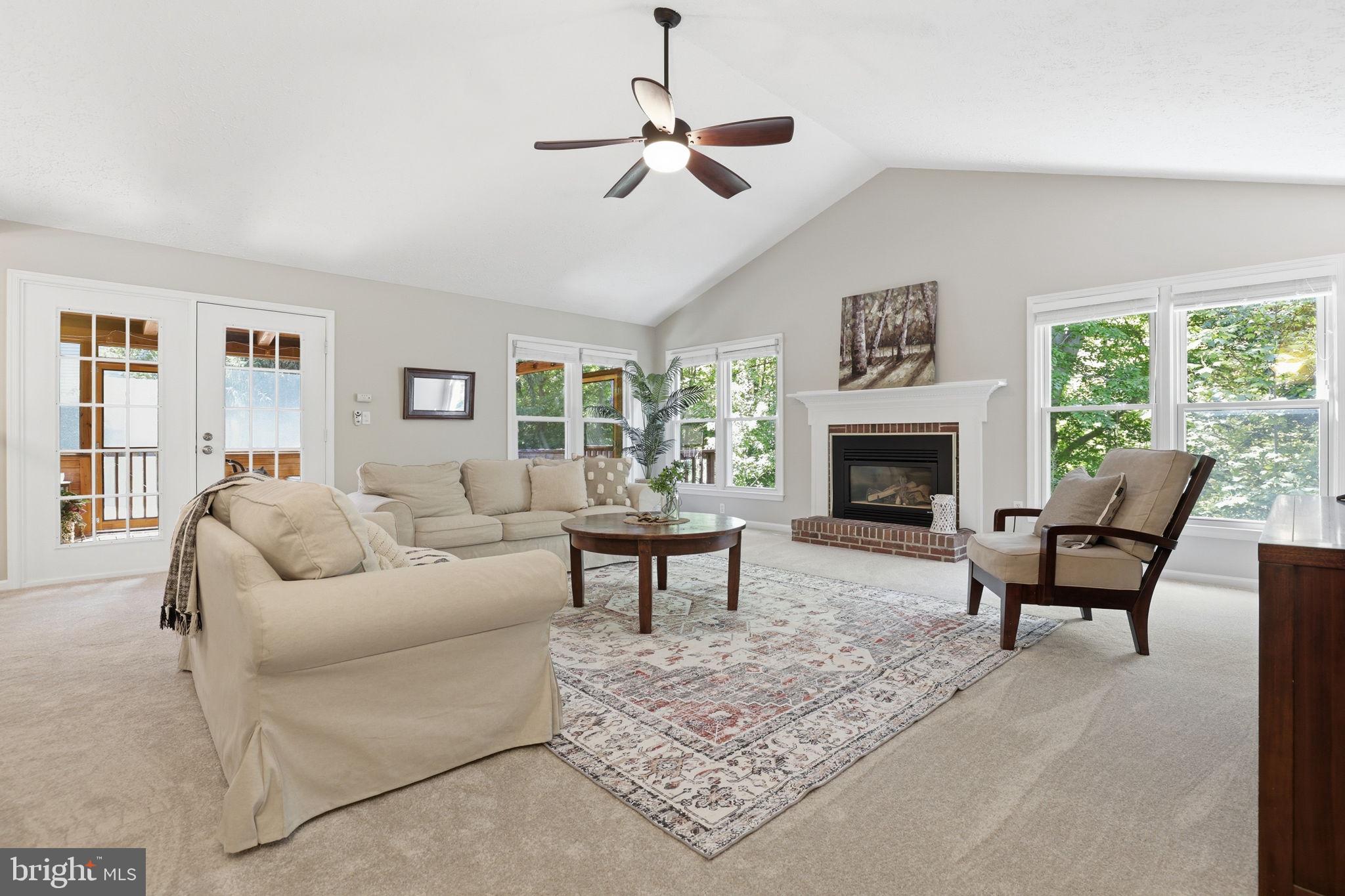 ANNAPOLIS LANDING - Residential