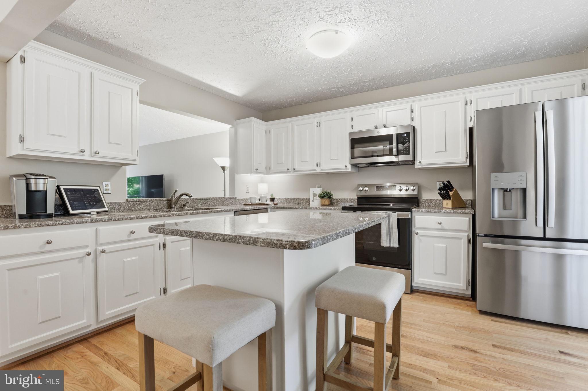 ANNAPOLIS LANDING - Residential