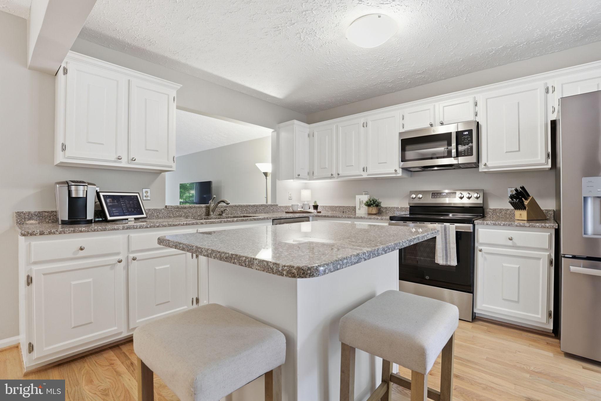 ANNAPOLIS LANDING - Residential