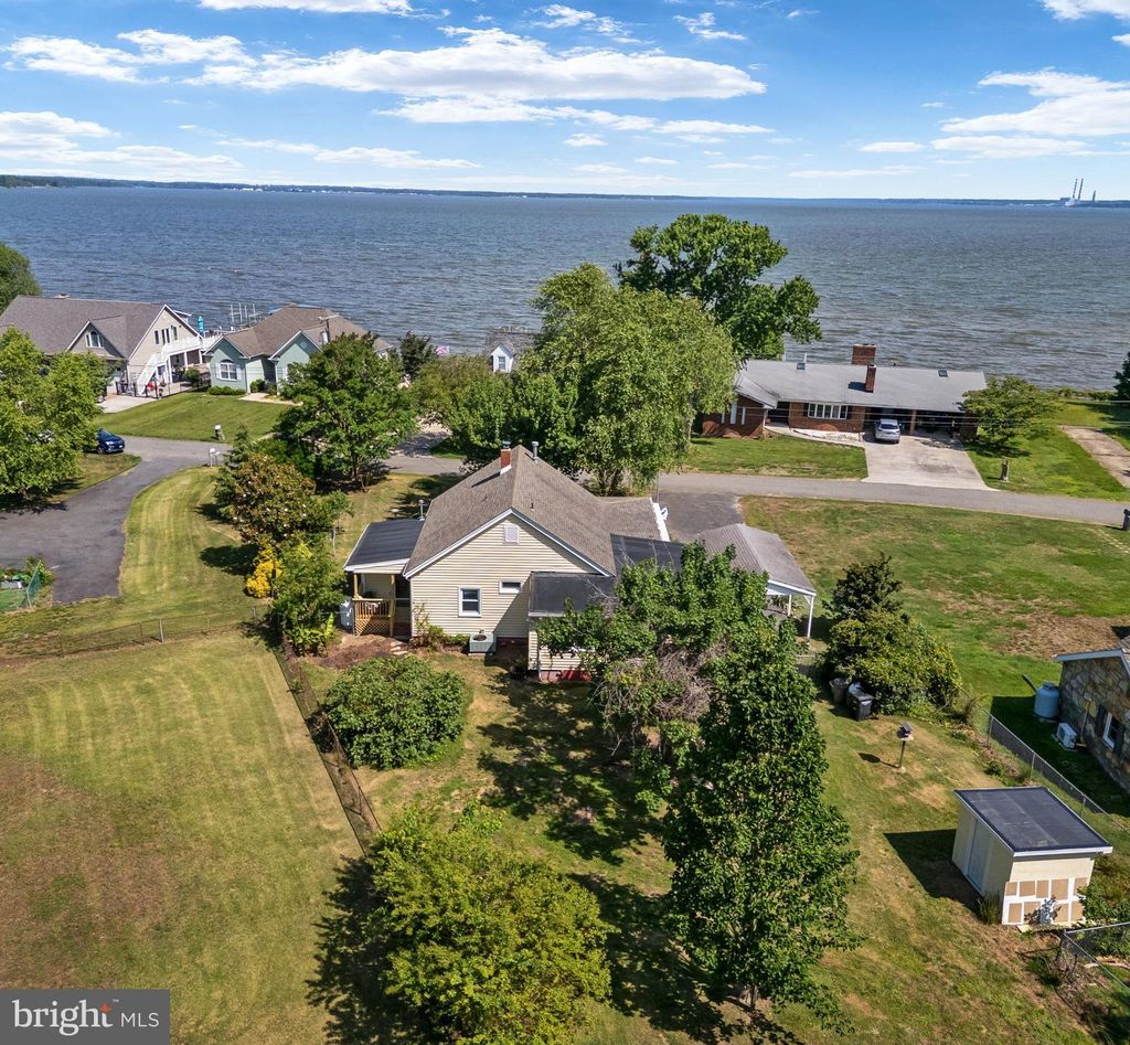 Photo of 3304 Riverview Drive, COLONIAL BEACH, VA 22443 (MLS # VAWE2011470)