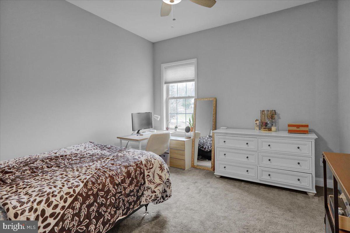 GREEN VALLEY CROSS - Residential