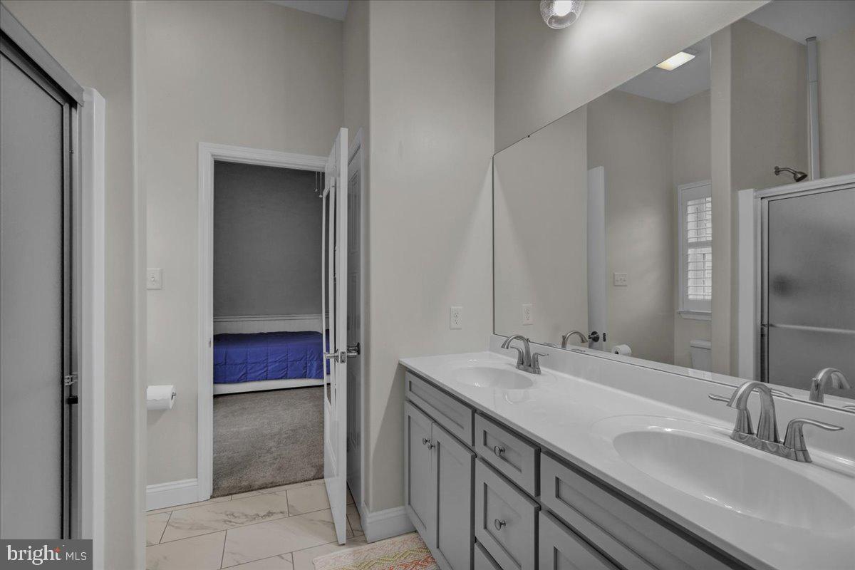 GREEN VALLEY CROSS - Residential