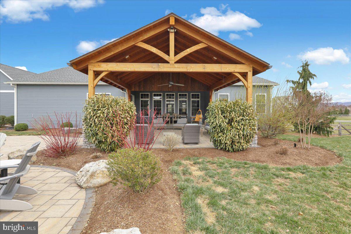 GREEN VALLEY CROSS - Residential