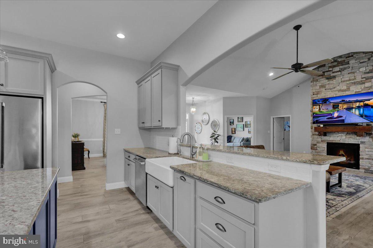 GREEN VALLEY CROSS - Residential