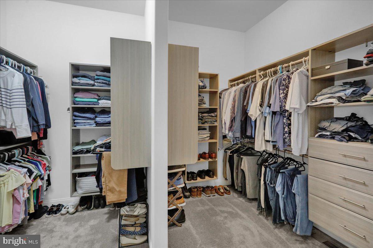 GREEN VALLEY CROSS - Residential