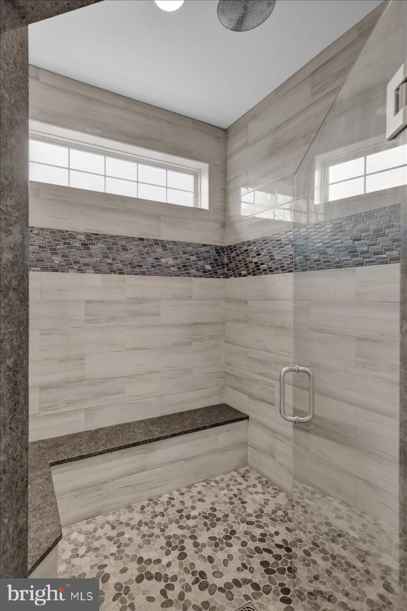 GREEN VALLEY CROSS - Residential