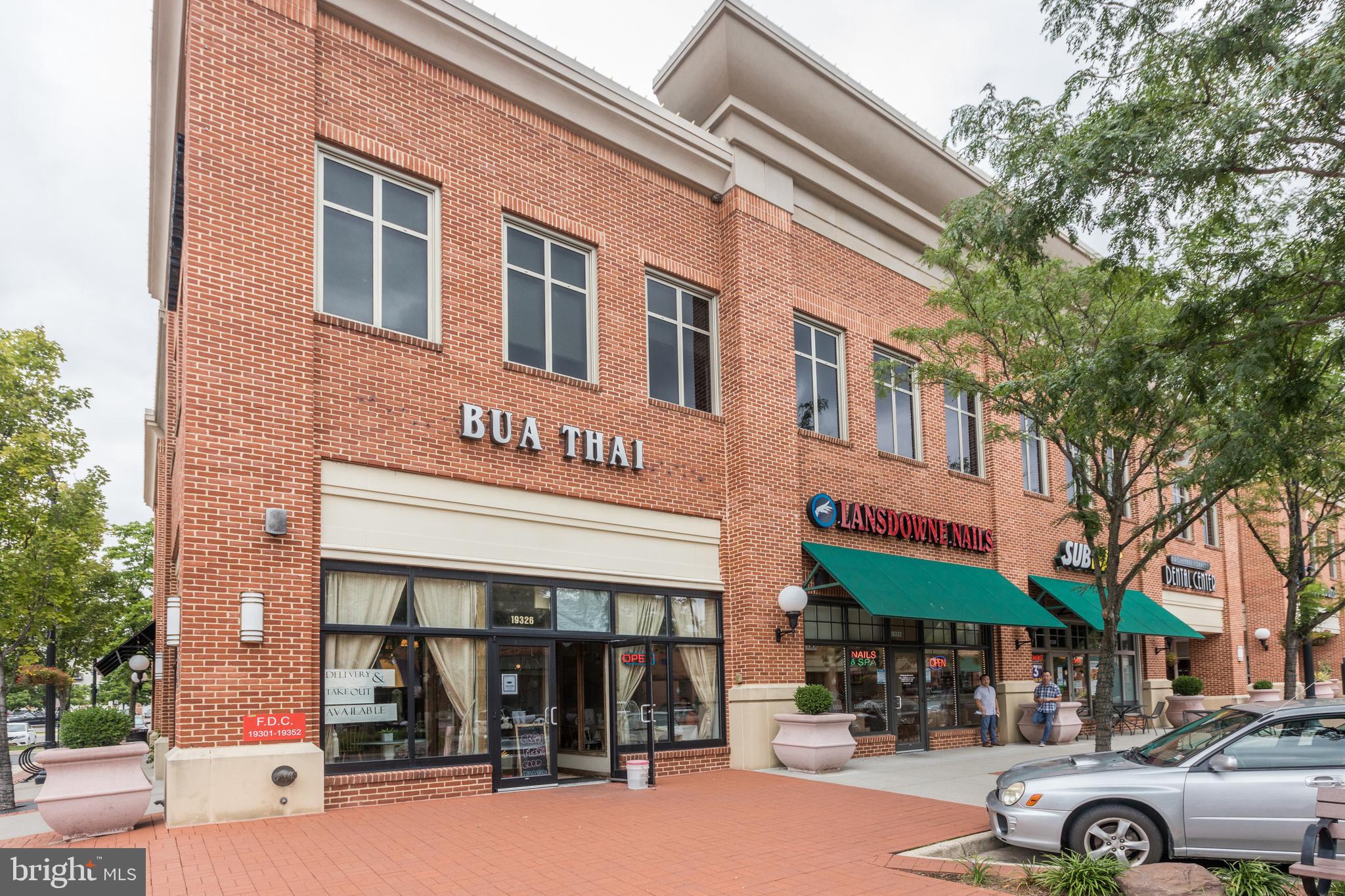 LANSDOWNE TOWN CENTER - Residential