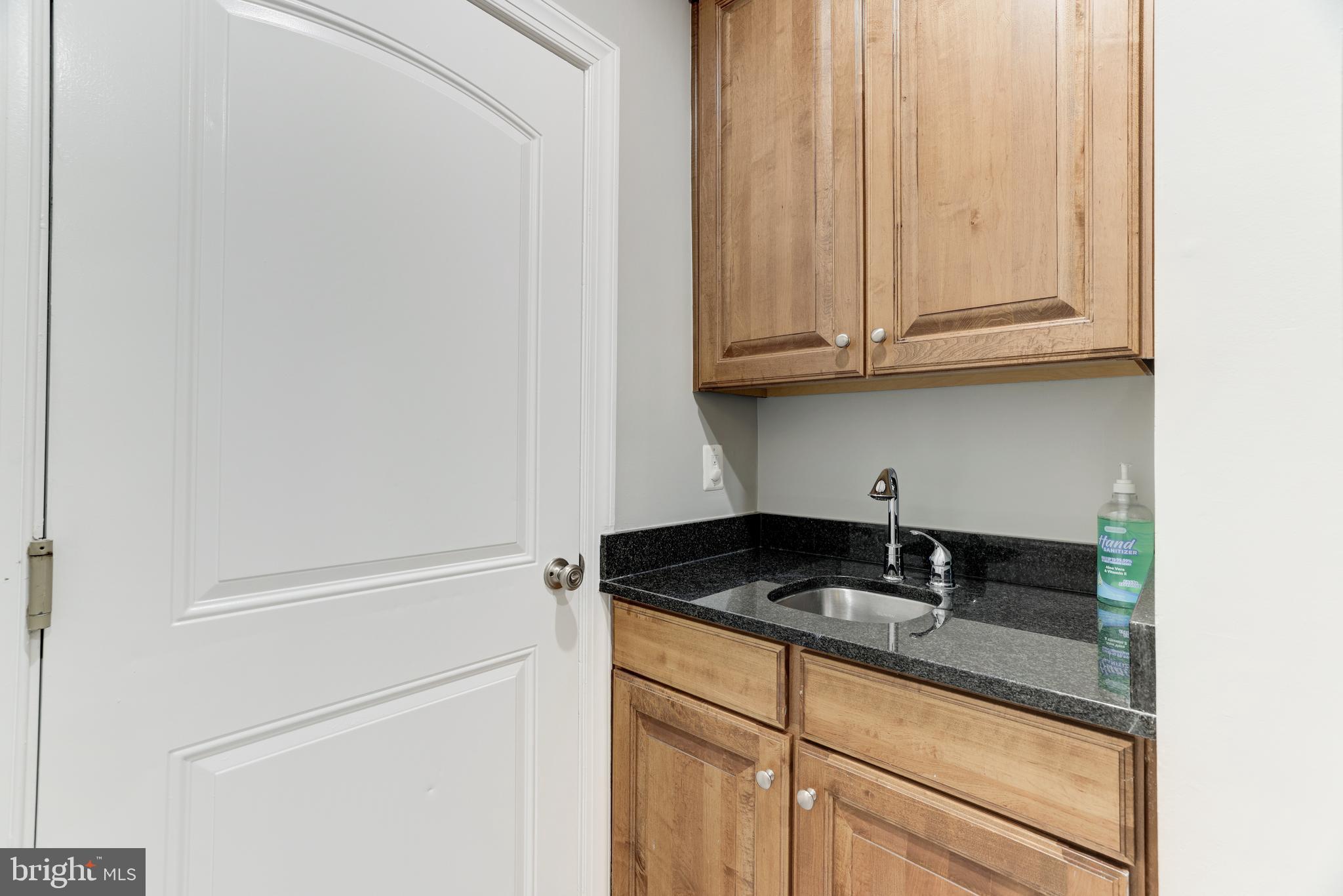 LANSDOWNE TOWN CENTER - Residential