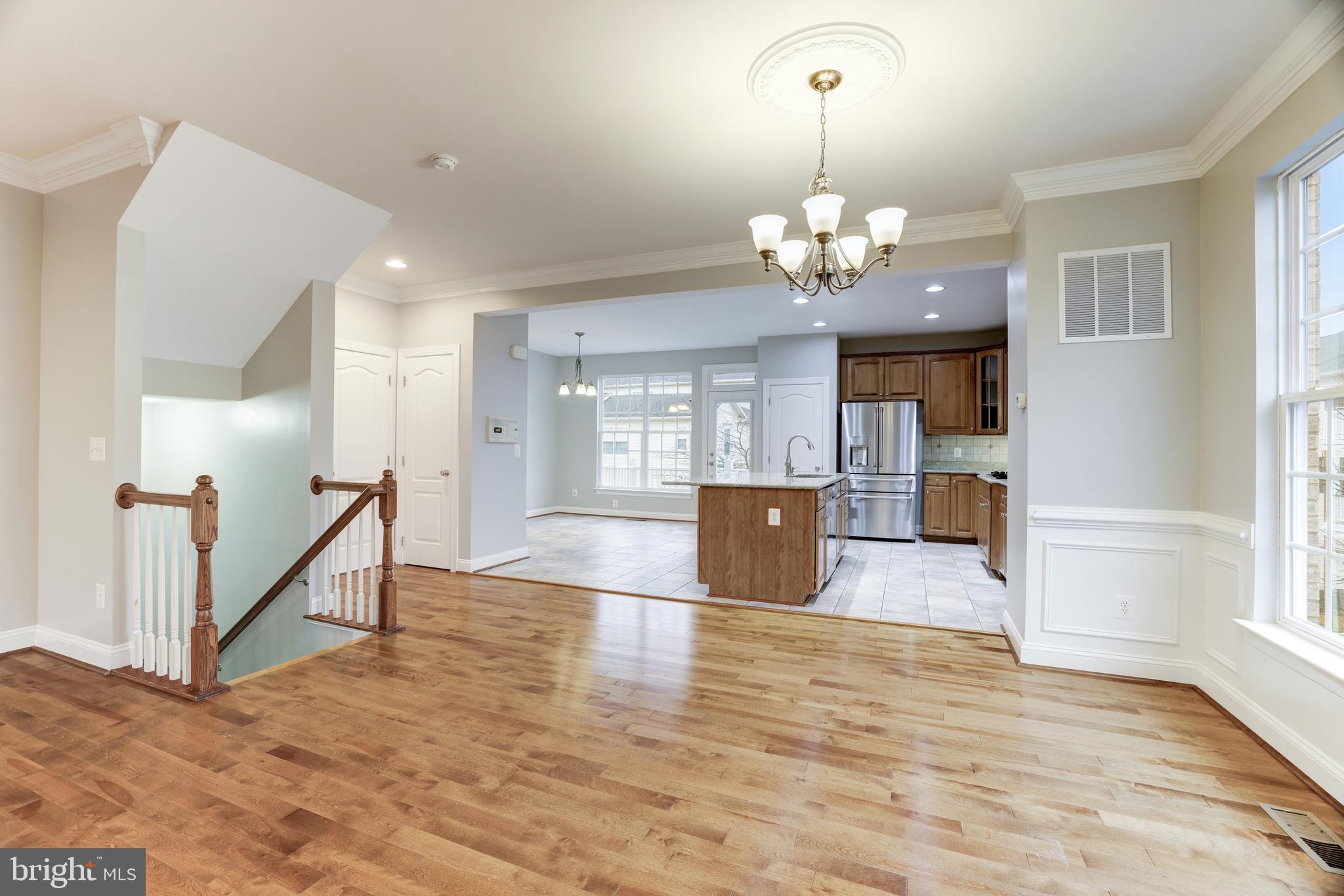 LANSDOWNE TOWN CENTER - Residential