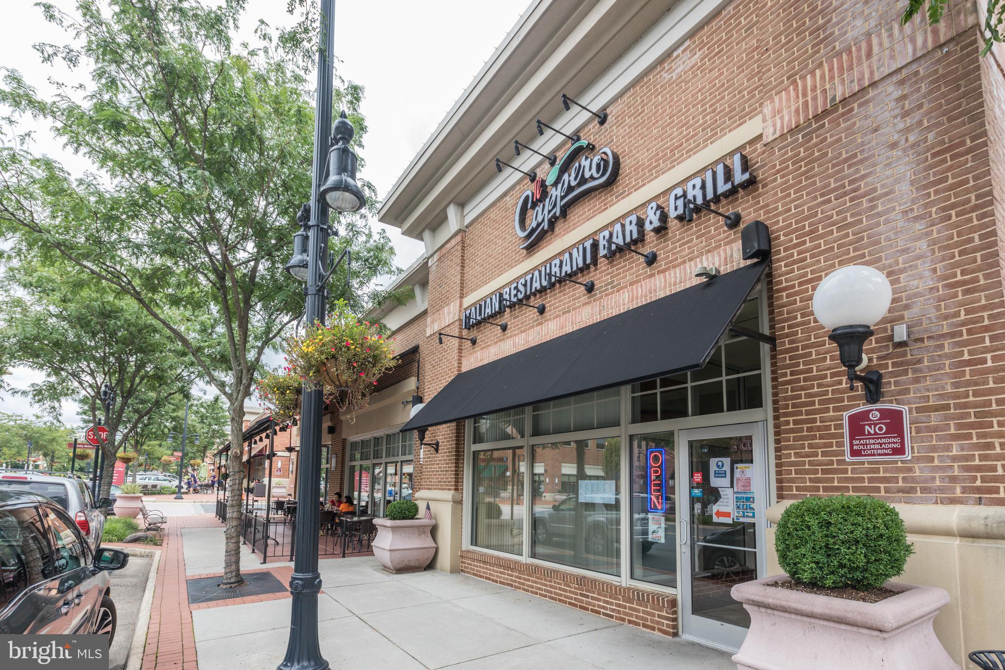 LANSDOWNE TOWN CENTER - Residential