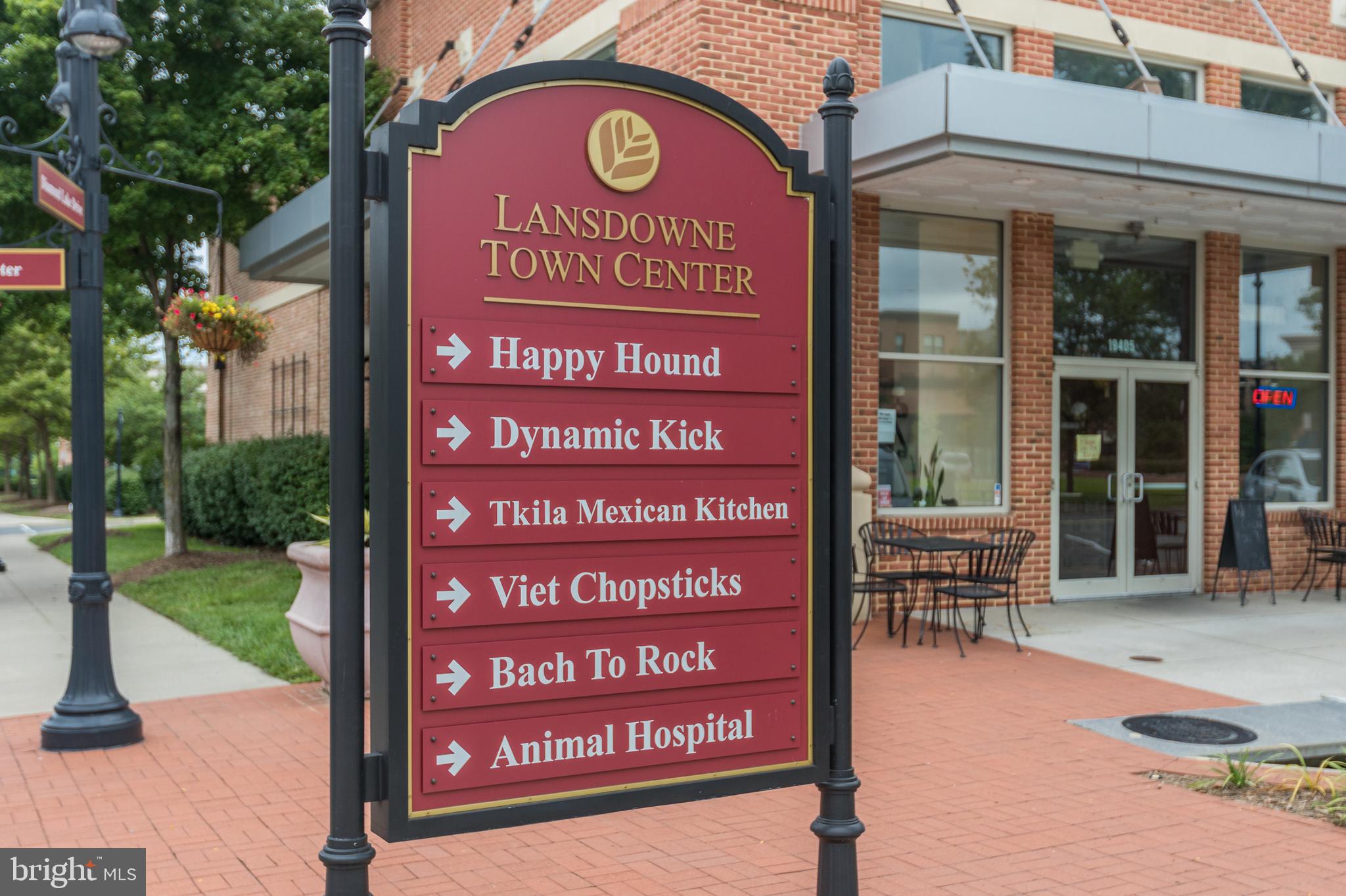 LANSDOWNE TOWN CENTER - Residential