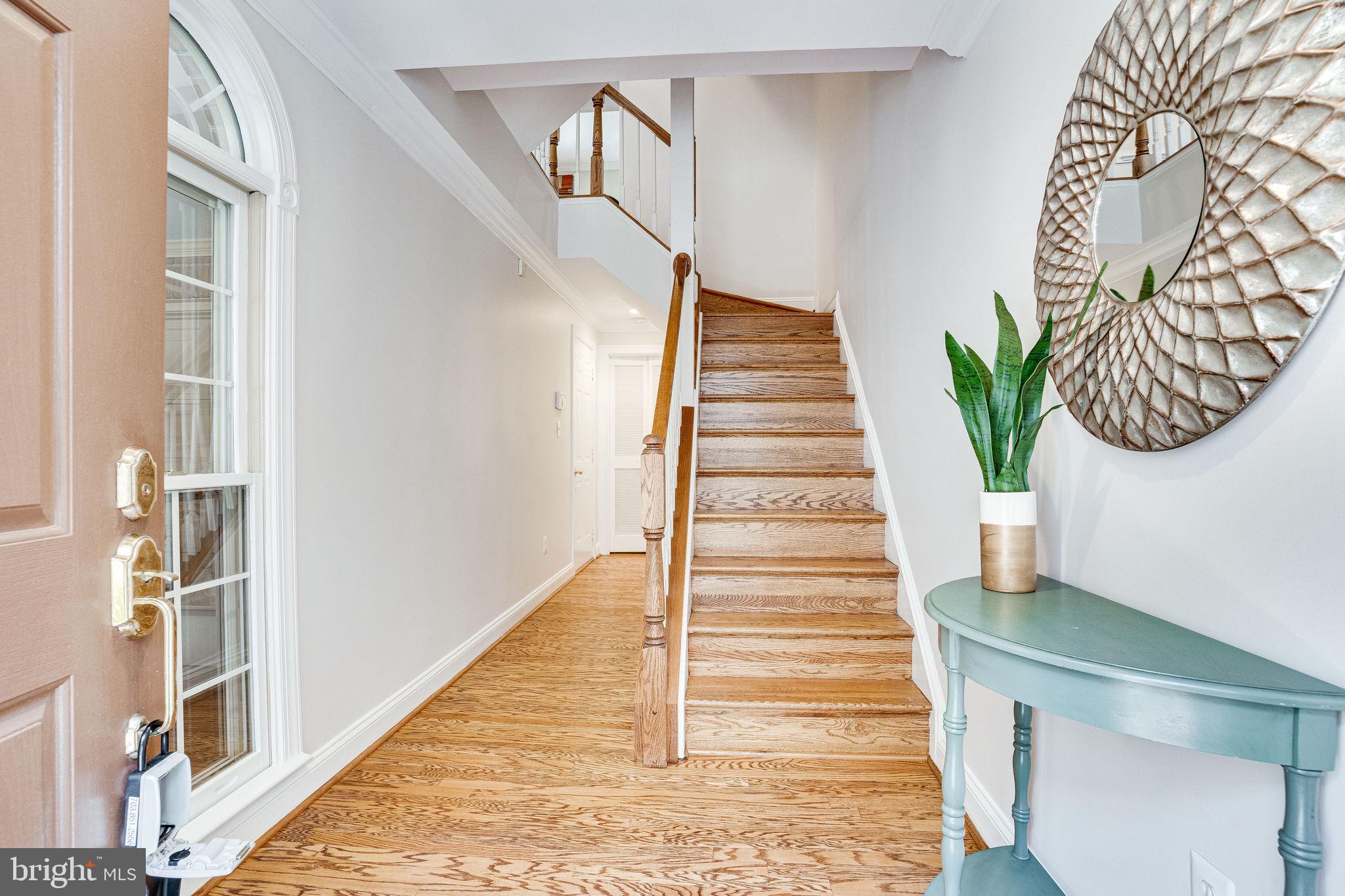 RIVERGATE - Residential