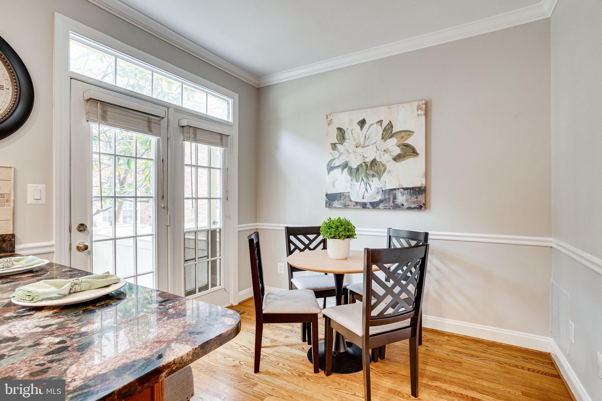 RIVERGATE - Residential