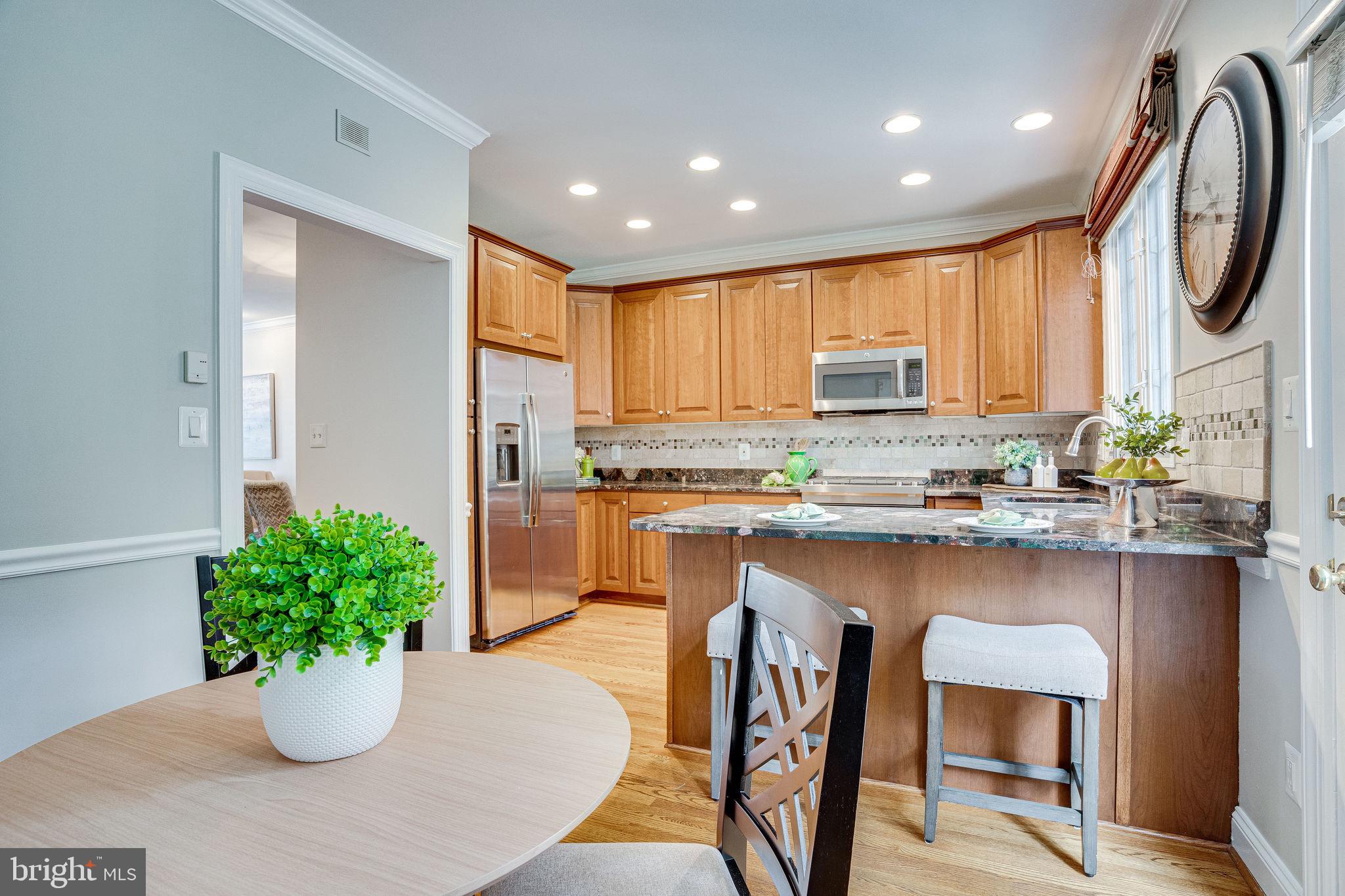 RIVERGATE - Residential