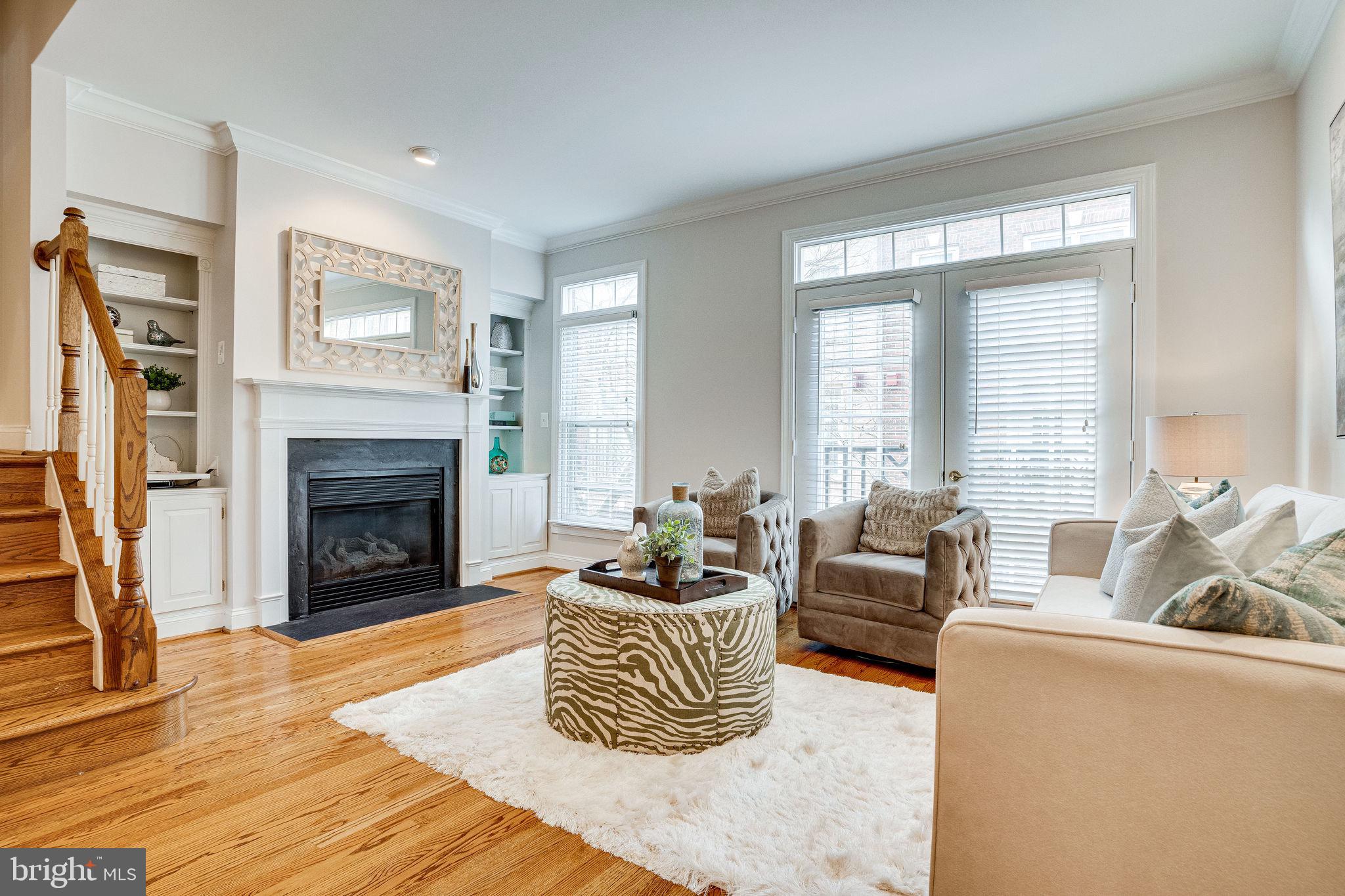 RIVERGATE - Residential