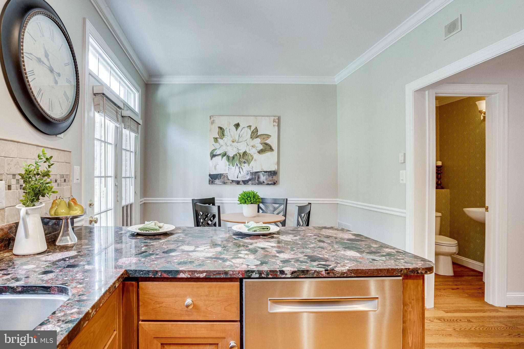 RIVERGATE - Residential