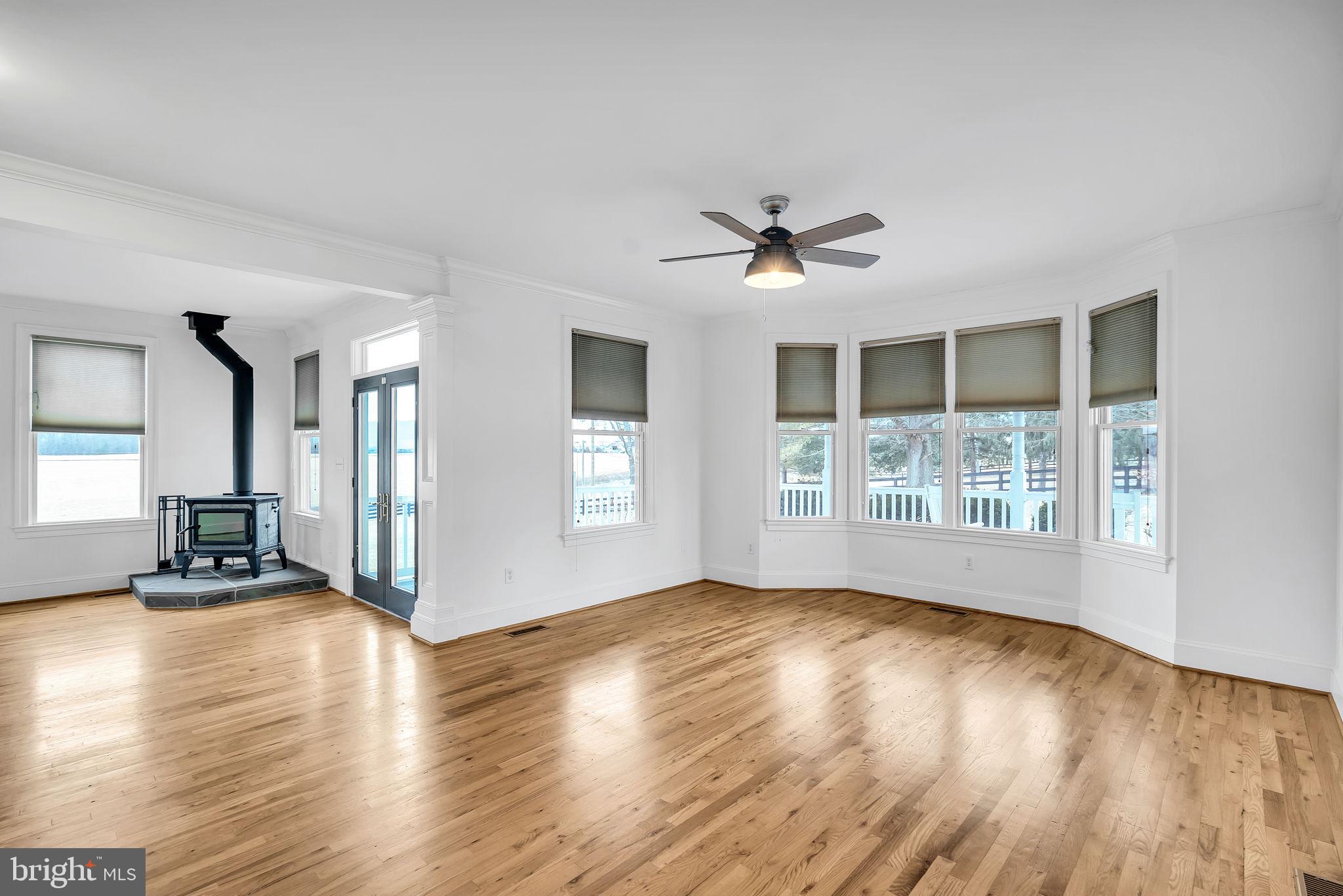 PINELAND PARK - Residential