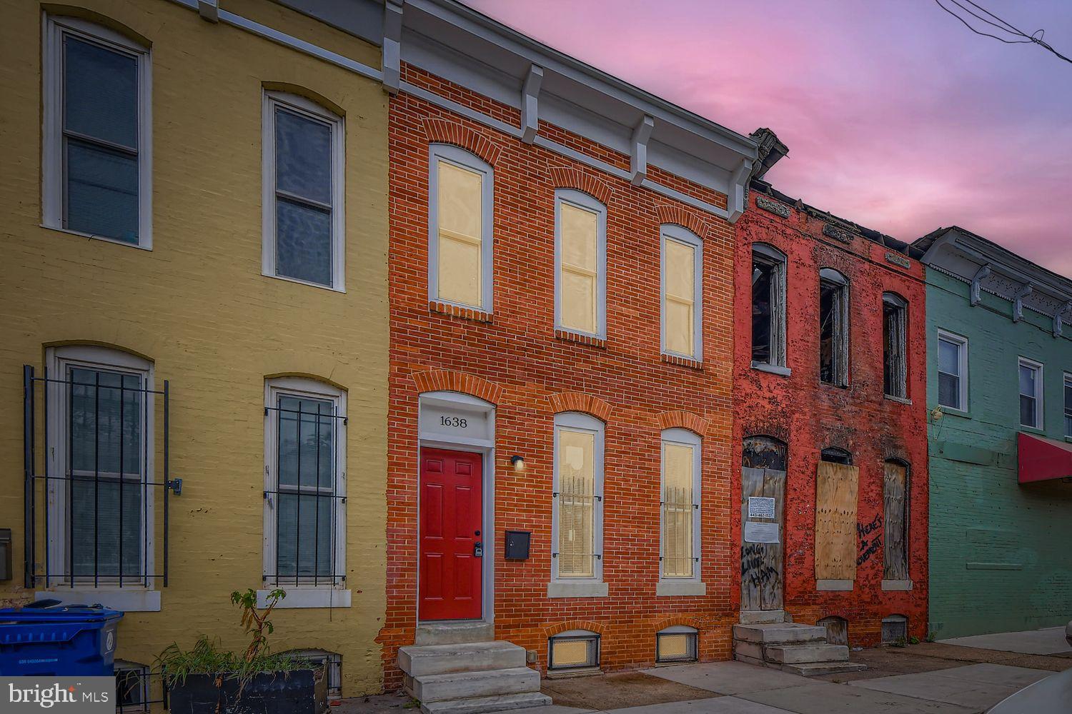 BROADWAY EAST - Residential Lease