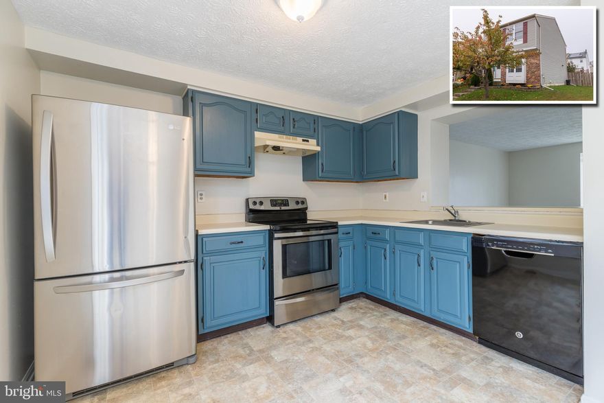 MOTIVATED SELLER!  MOVE IN BEFORE THE HOLIDAYS!   RARELY AVAILABLE END OF GROUP IN RIDGELY'S CHOICE!  SPACIOUS LIVING ROOM .  EAT IN KITCHEN w/STAINLESS APPLIANCES.  TWO UPPER LEVEL BEDROOMS + FULL BATH!    LOWER LEVEL IS THE PERFECT COMBO- half finished + half storage  OVERSIZED DECK with easy access off the kitchen is perfect for grilling and entertaining . Fenced in yard located on a corner lot!   *** DECK IS BEING REPAINTED*** Convenient to  695, PARKS, SHOPPING, & DINING.   SCHEDULE YOUR SHOWING TODAY!