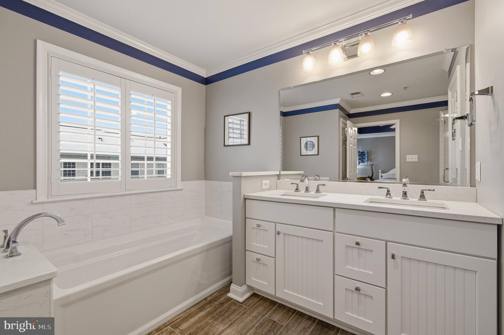 PINEY ORCHARD - Residential