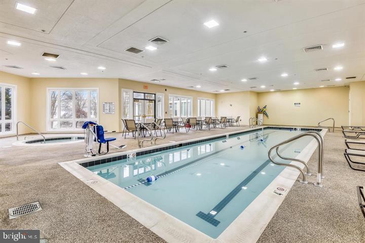 PINEY ORCHARD - Residential