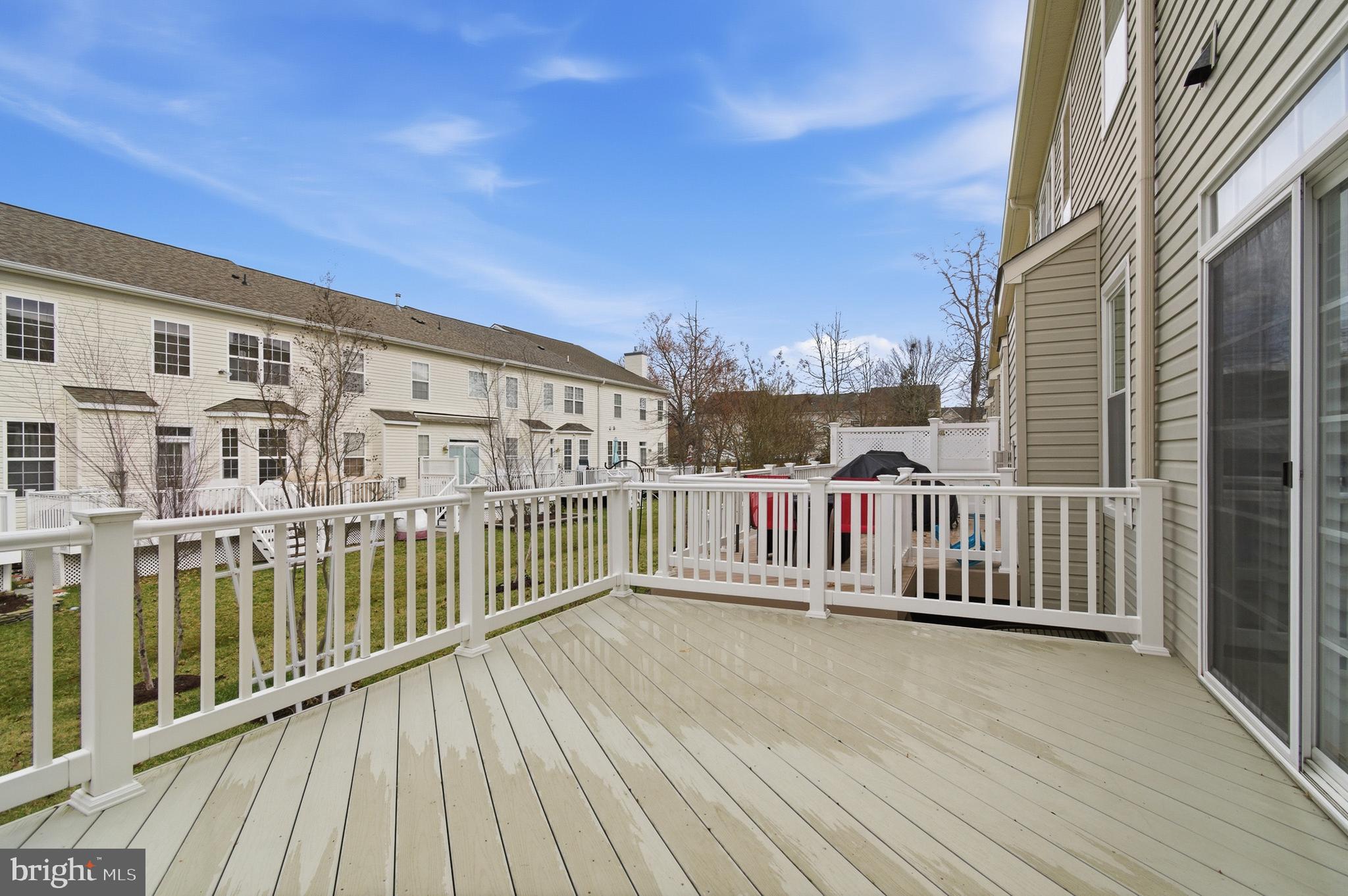 PINEY ORCHARD - Residential