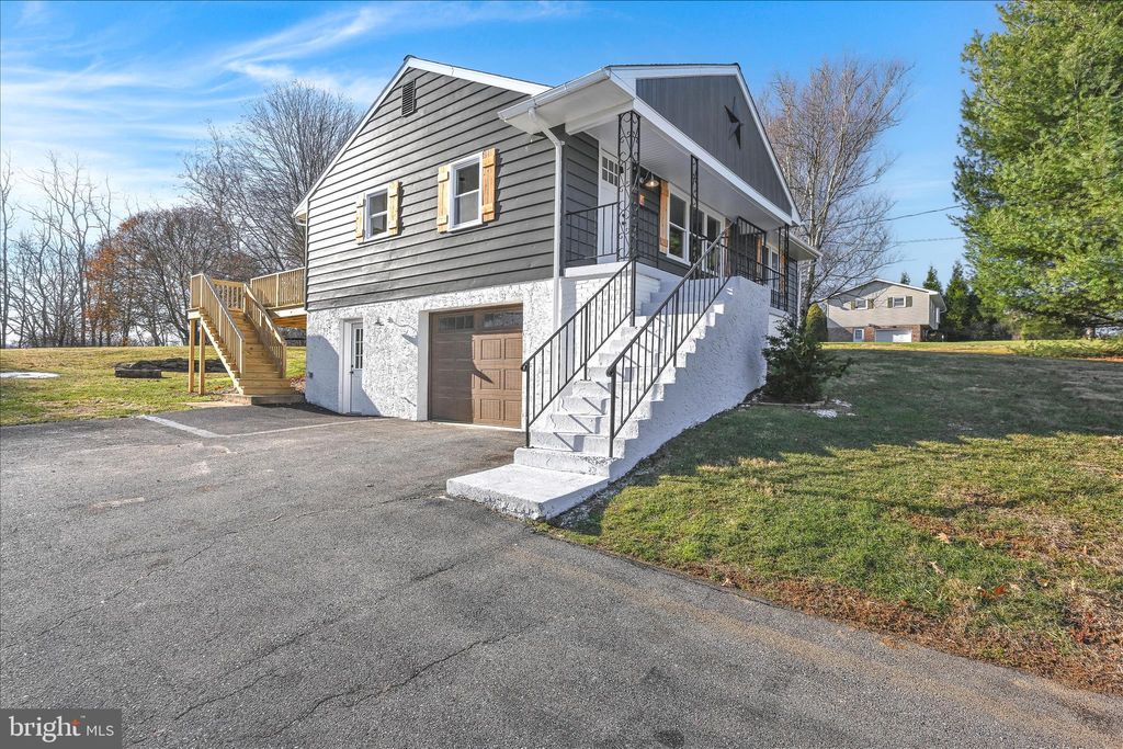 Photo of 4 Truce Road, NEW PROVIDENCE, PA 17560 (MLS # PALA2080048)