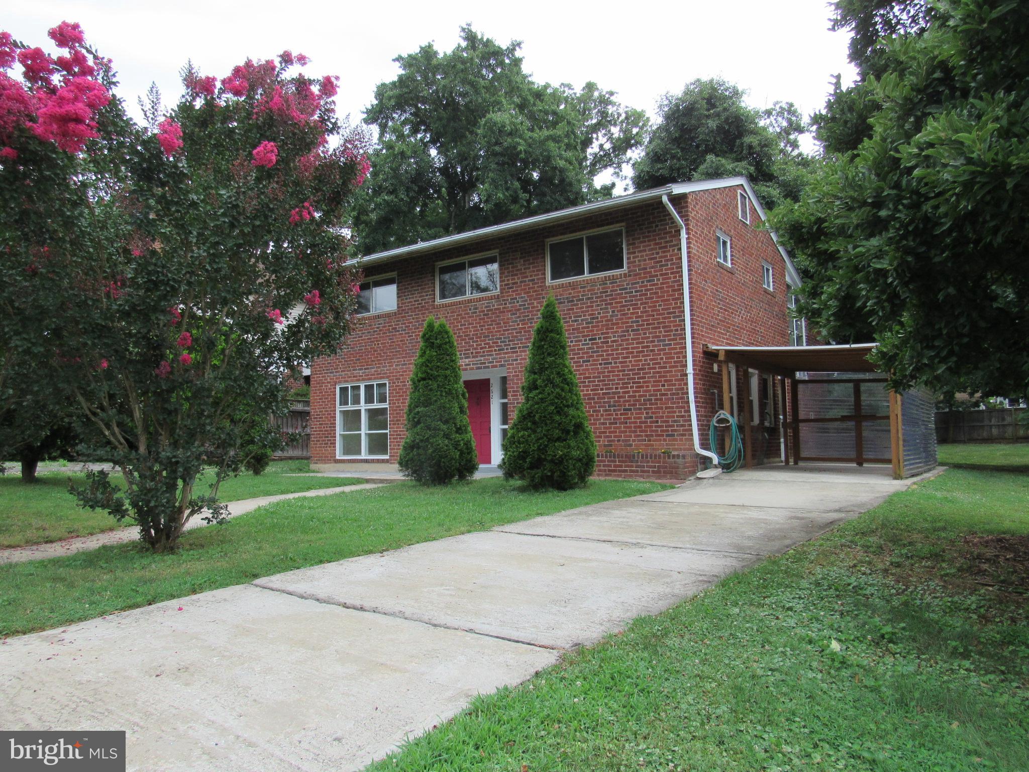 FOREST HEIGHTS - Residential Lease