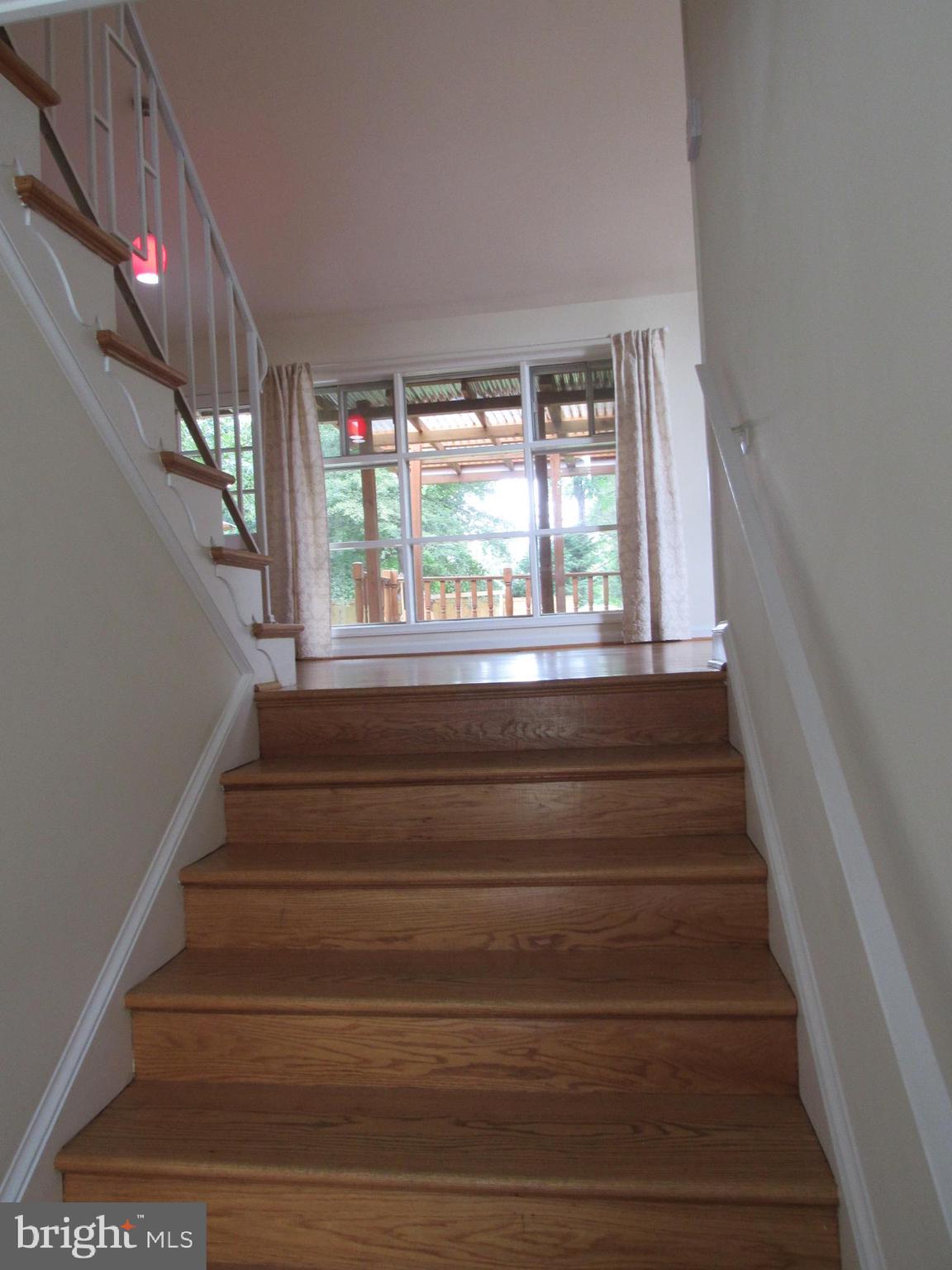 FOREST HEIGHTS - Residential Lease