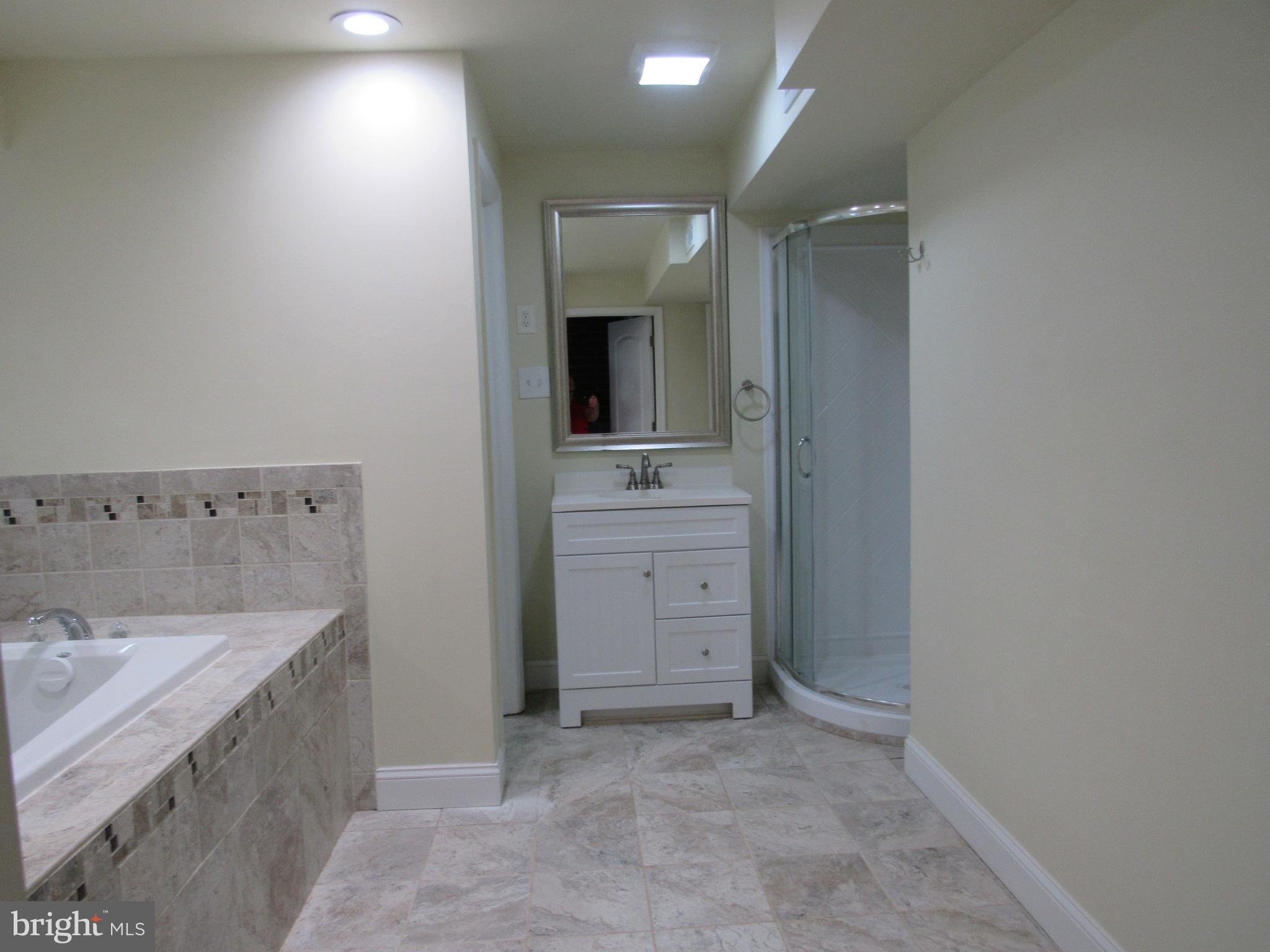 FOREST HEIGHTS - Residential Lease