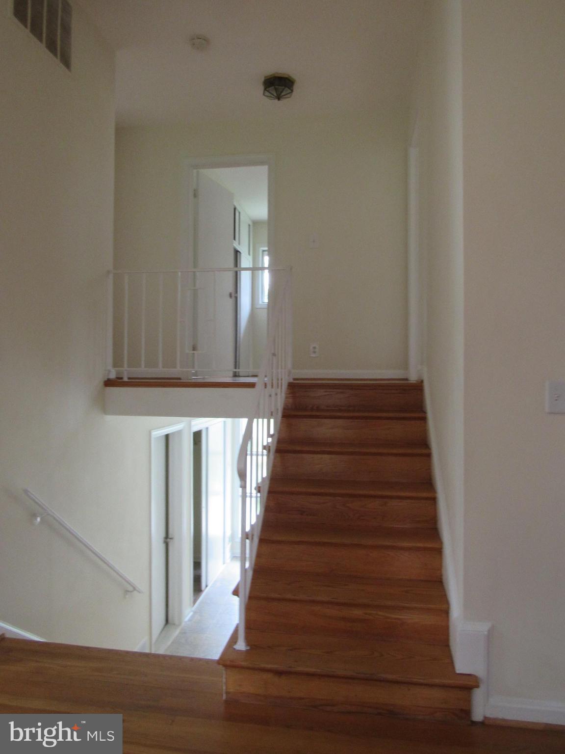 FOREST HEIGHTS - Residential Lease