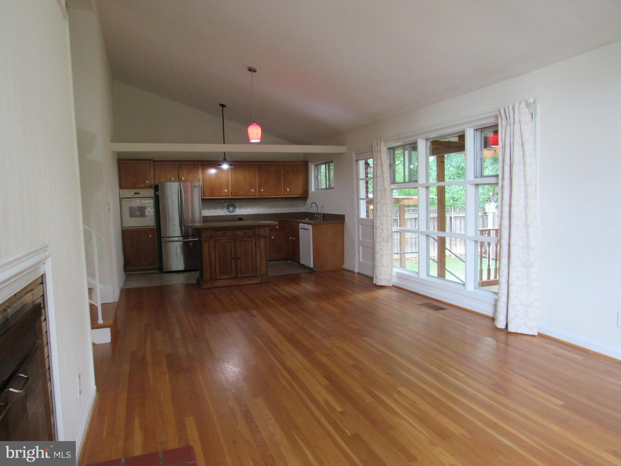 FOREST HEIGHTS - Residential Lease