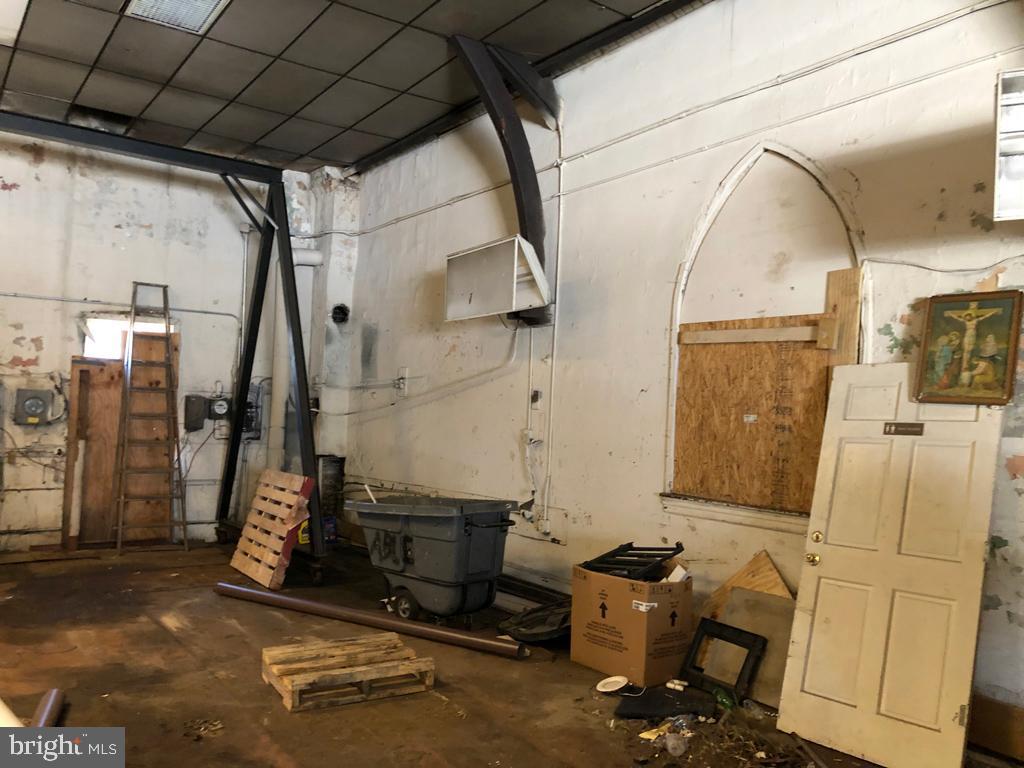 PATTERSON PARK - Commercial Sale