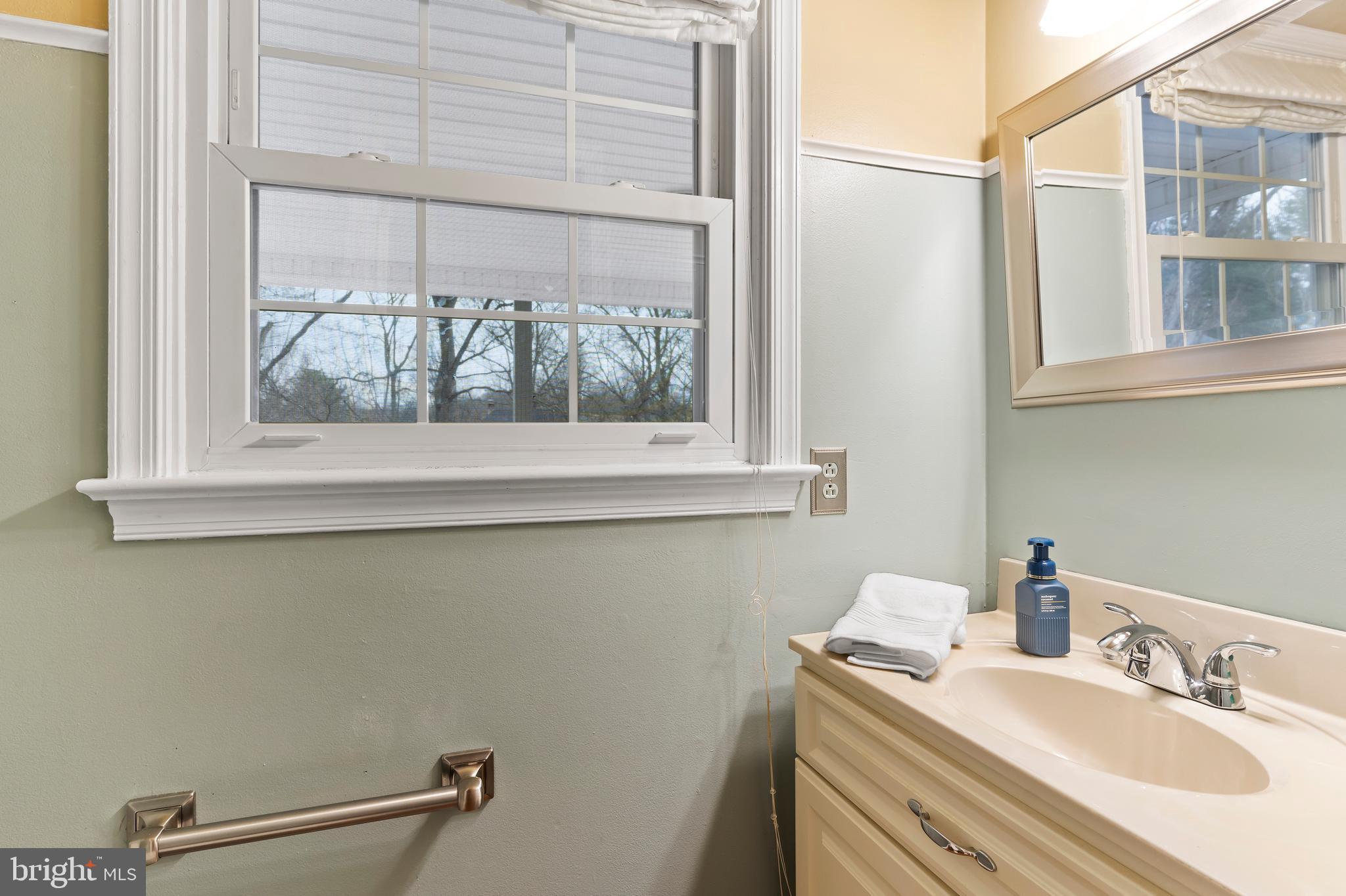 COUNTRY CLUB PARK - Residential