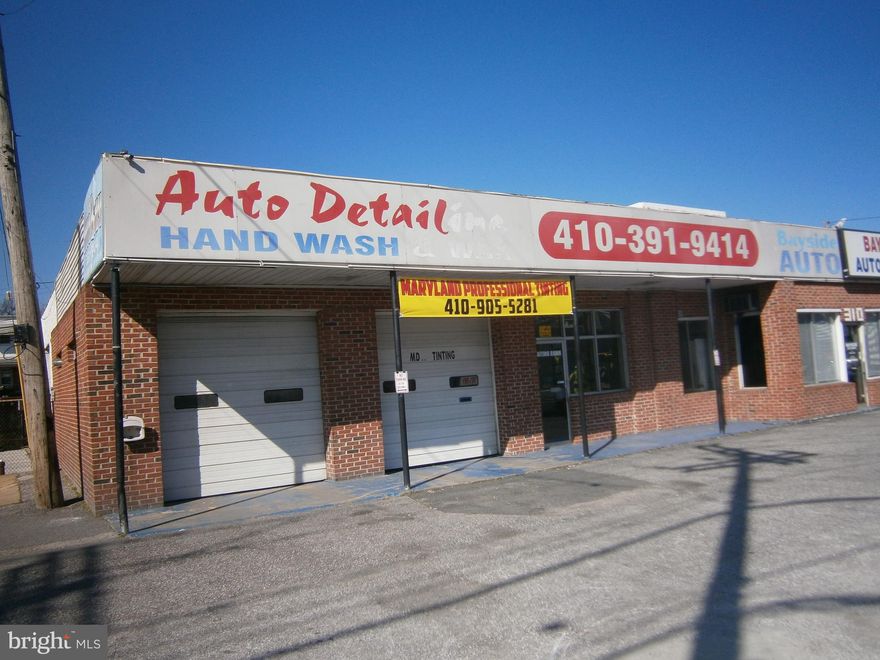 PRICE REDUSED AS LOW AS WE CAN!!! MUST SELL!! COME NOW!! MAKE YOUR APPOINTMENT. Call listing agent for more details and showings, $4600 rent being paid for tire shop and detailing shop. Currently rented, month to month. EXCELLENT location.  CLEAN ENVIRONMENTAL STUDY!!! 

Third party approval needed for all offers.