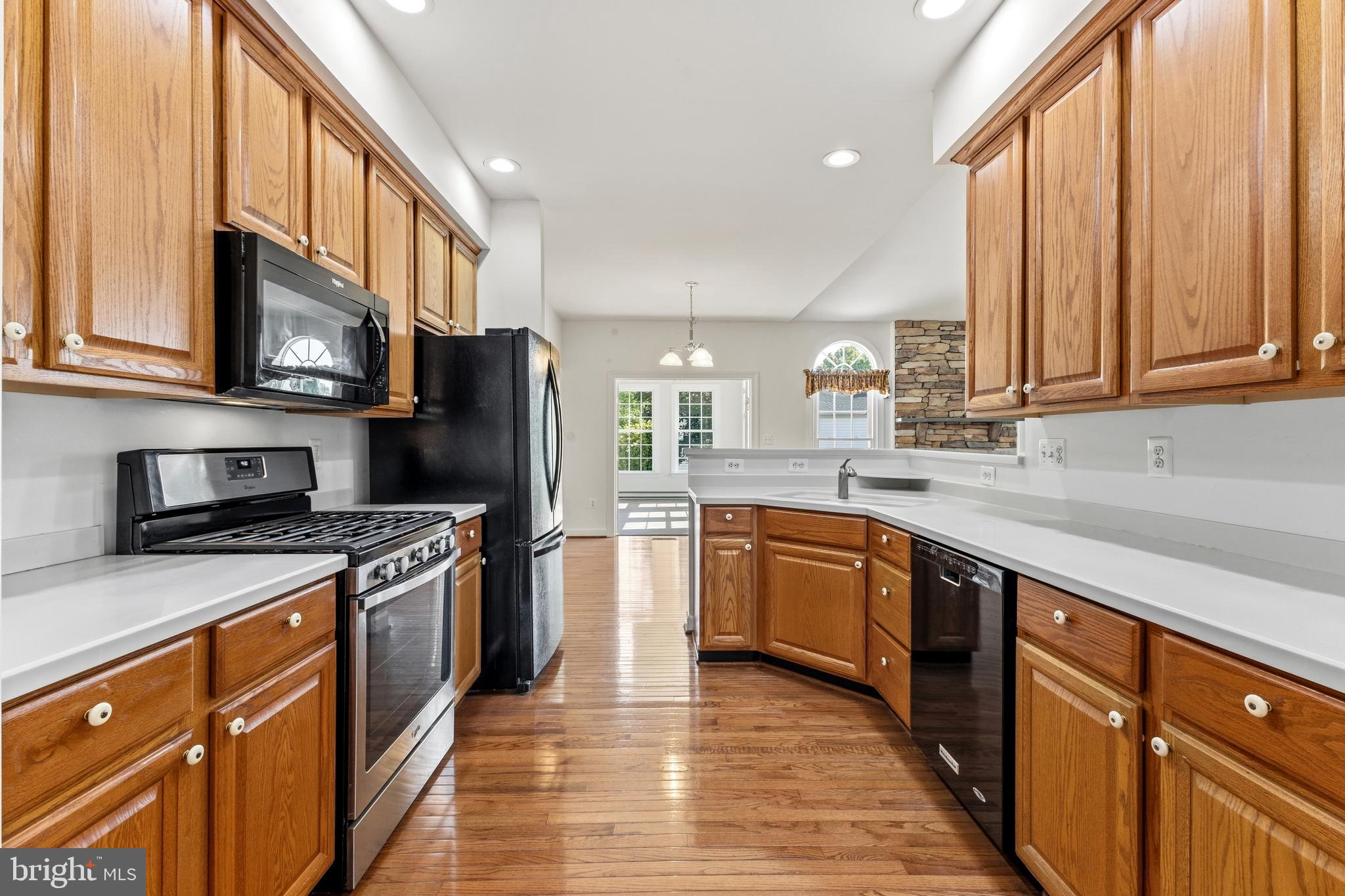14606 CEDAR KNOLL DRIVE