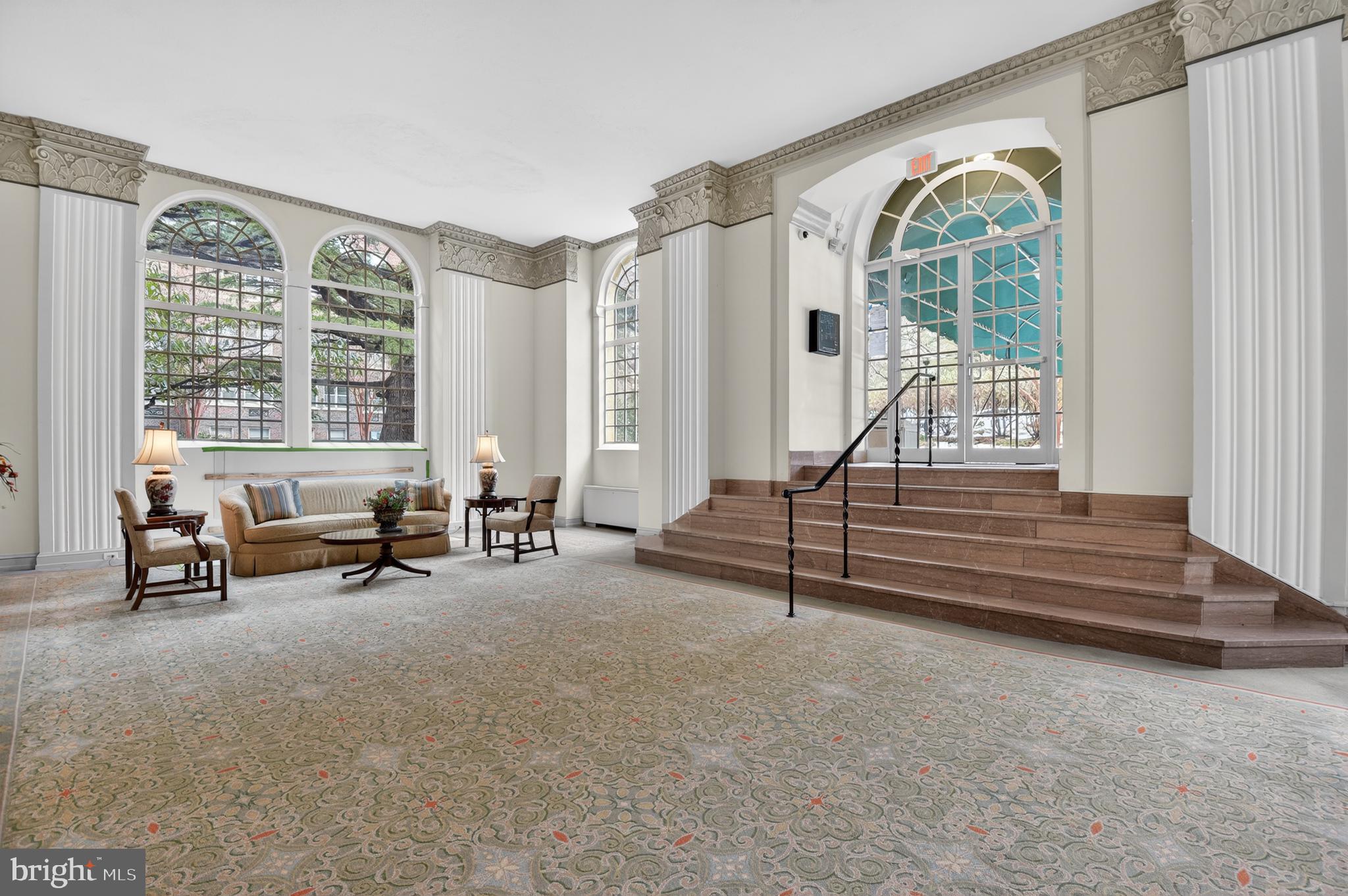 4000 CATHEDRAL AVENUE NW 216B