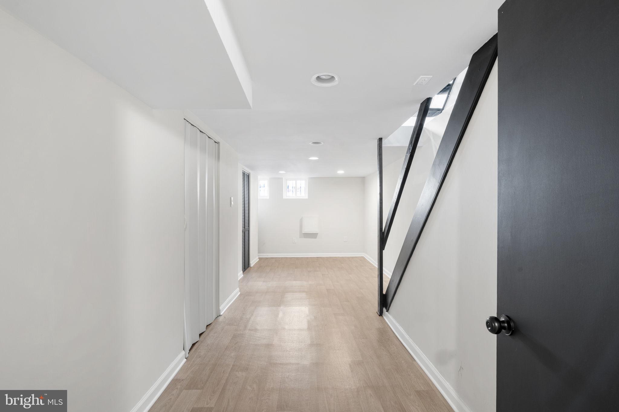 LOWER MOYAMENSING - Residential