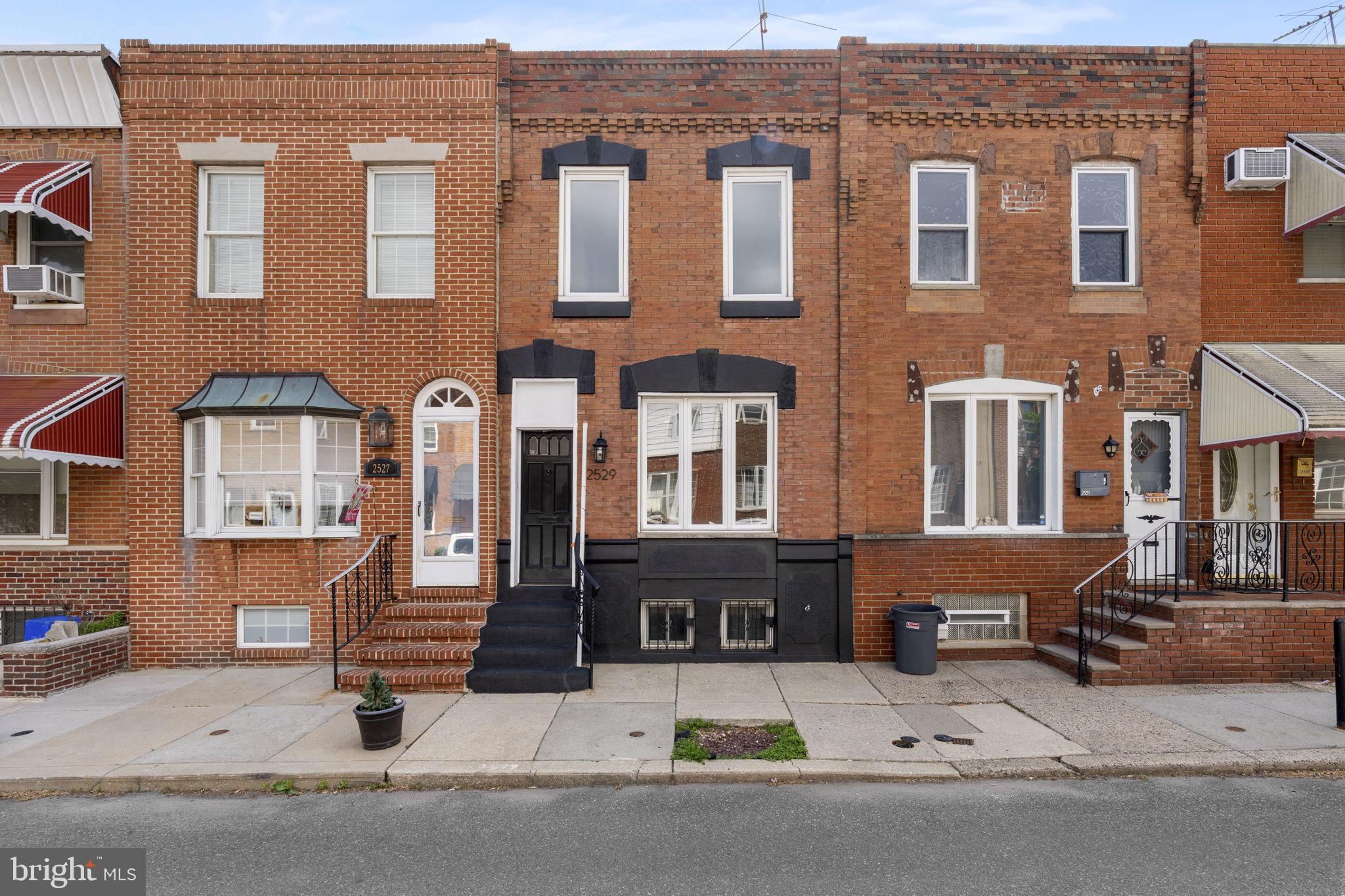 LOWER MOYAMENSING - Residential