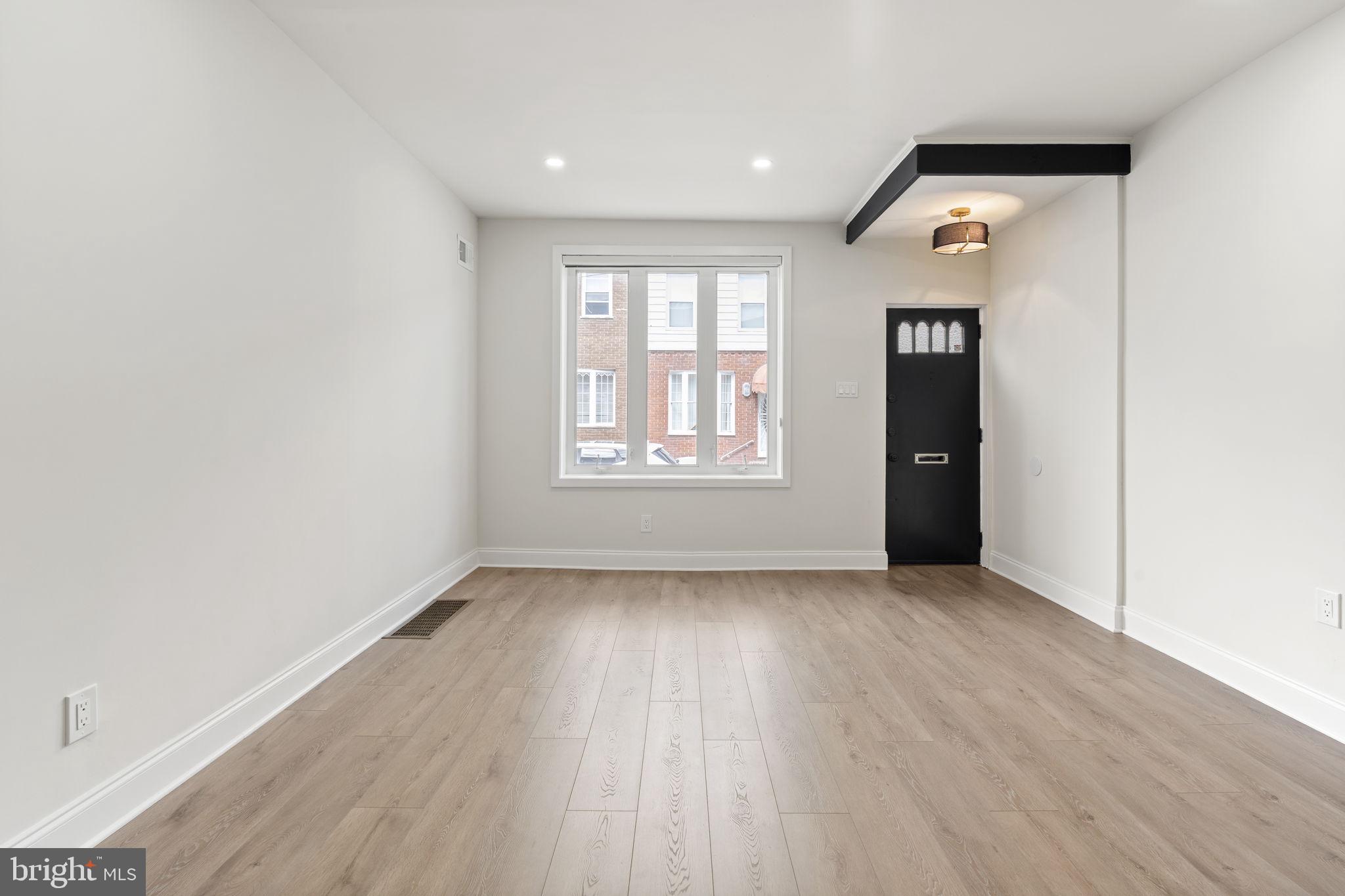 LOWER MOYAMENSING - Residential