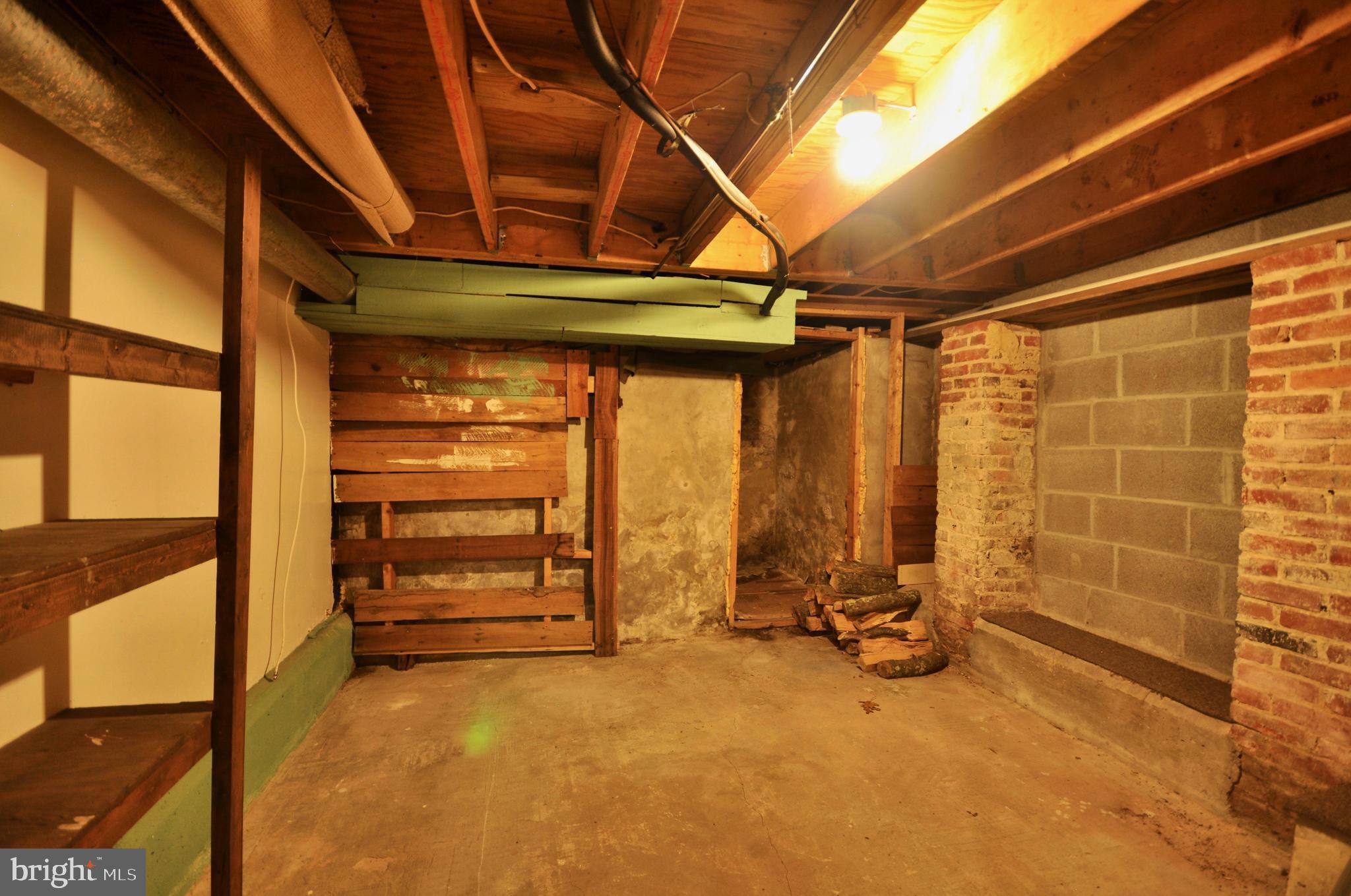 FELLS POINT HISTORIC DISTRICT - Residential Lease