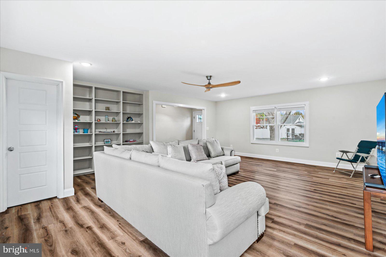 THE POINT - Residential Lease