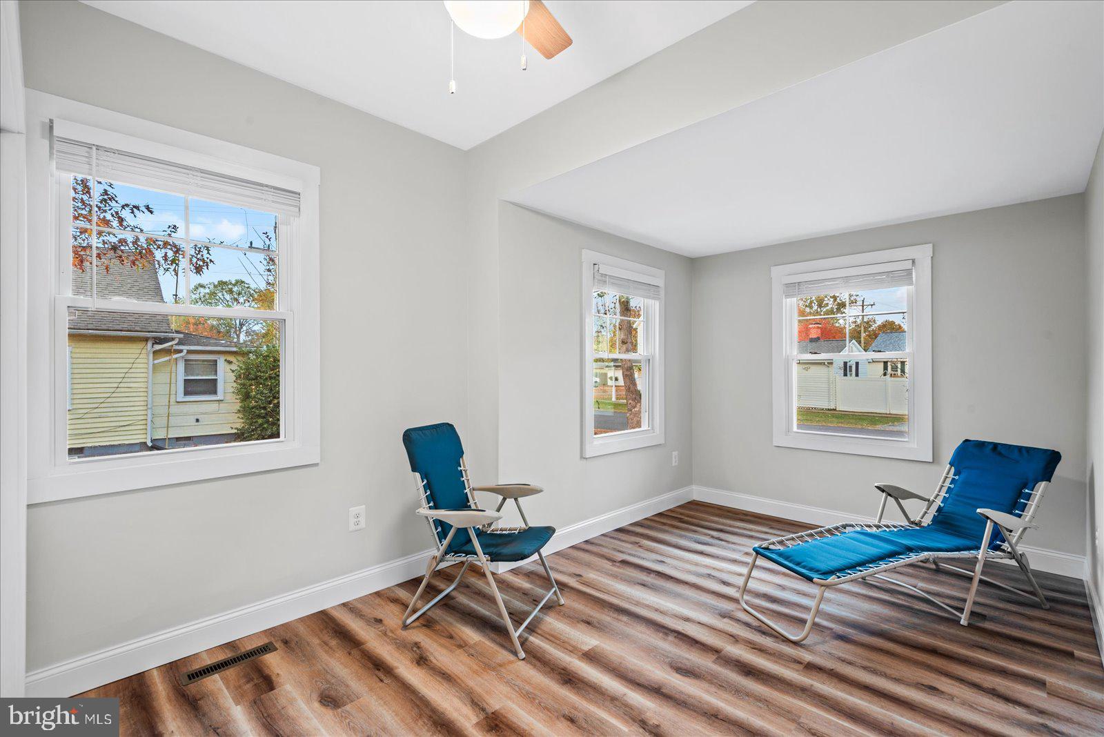 THE POINT - Residential Lease