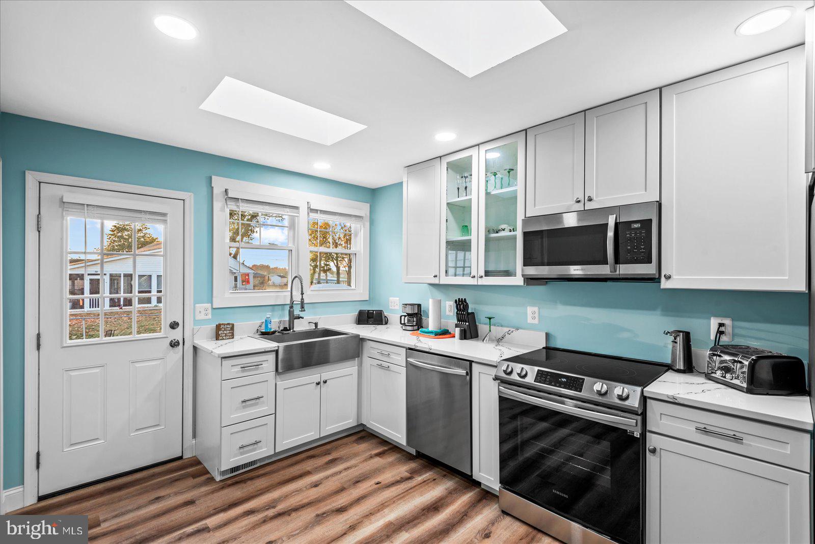 THE POINT - Residential Lease