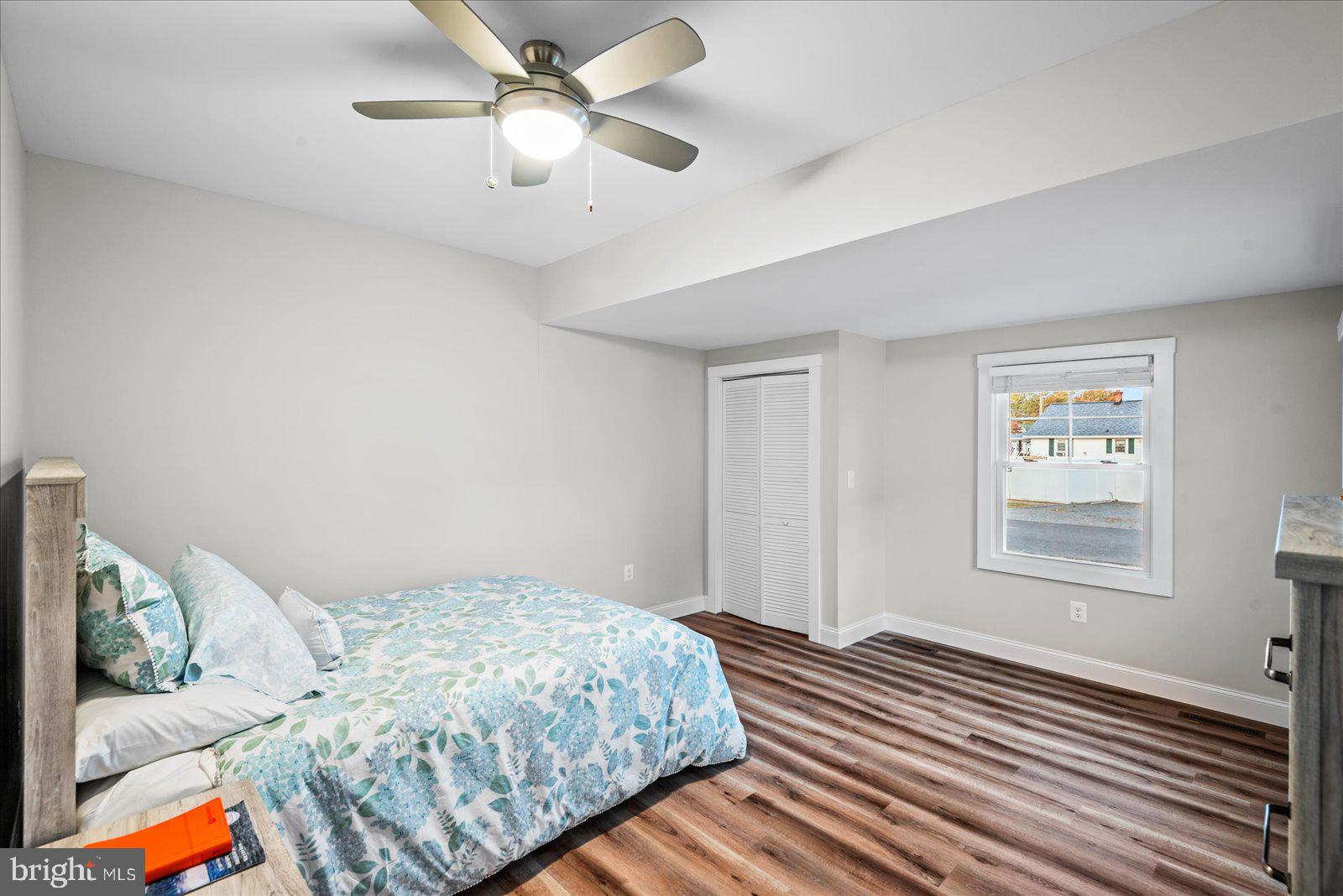 THE POINT - Residential Lease