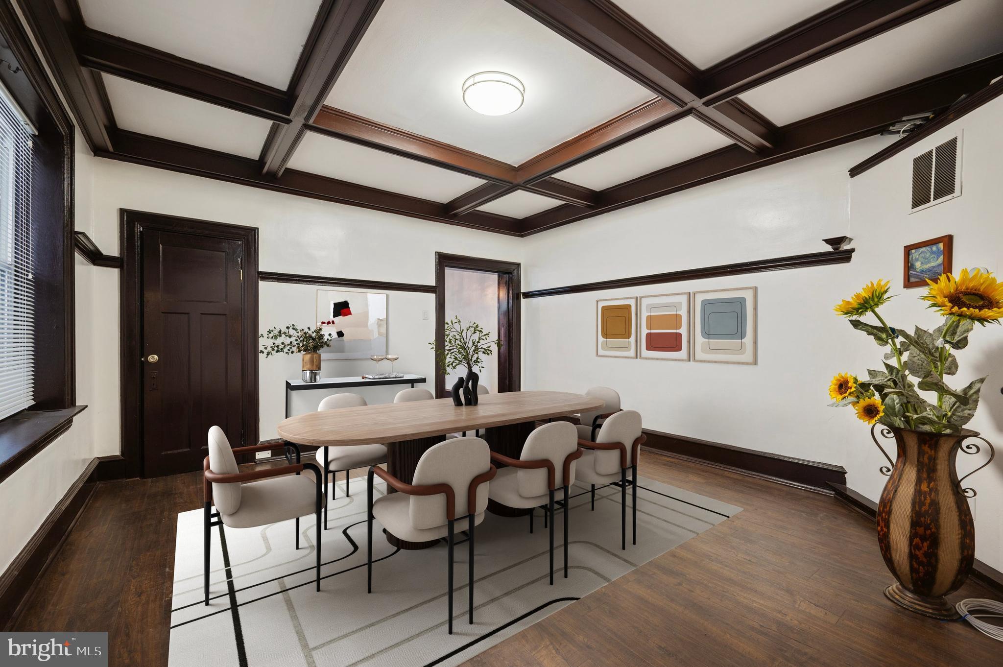 UNIVERSITY CITY - Residential