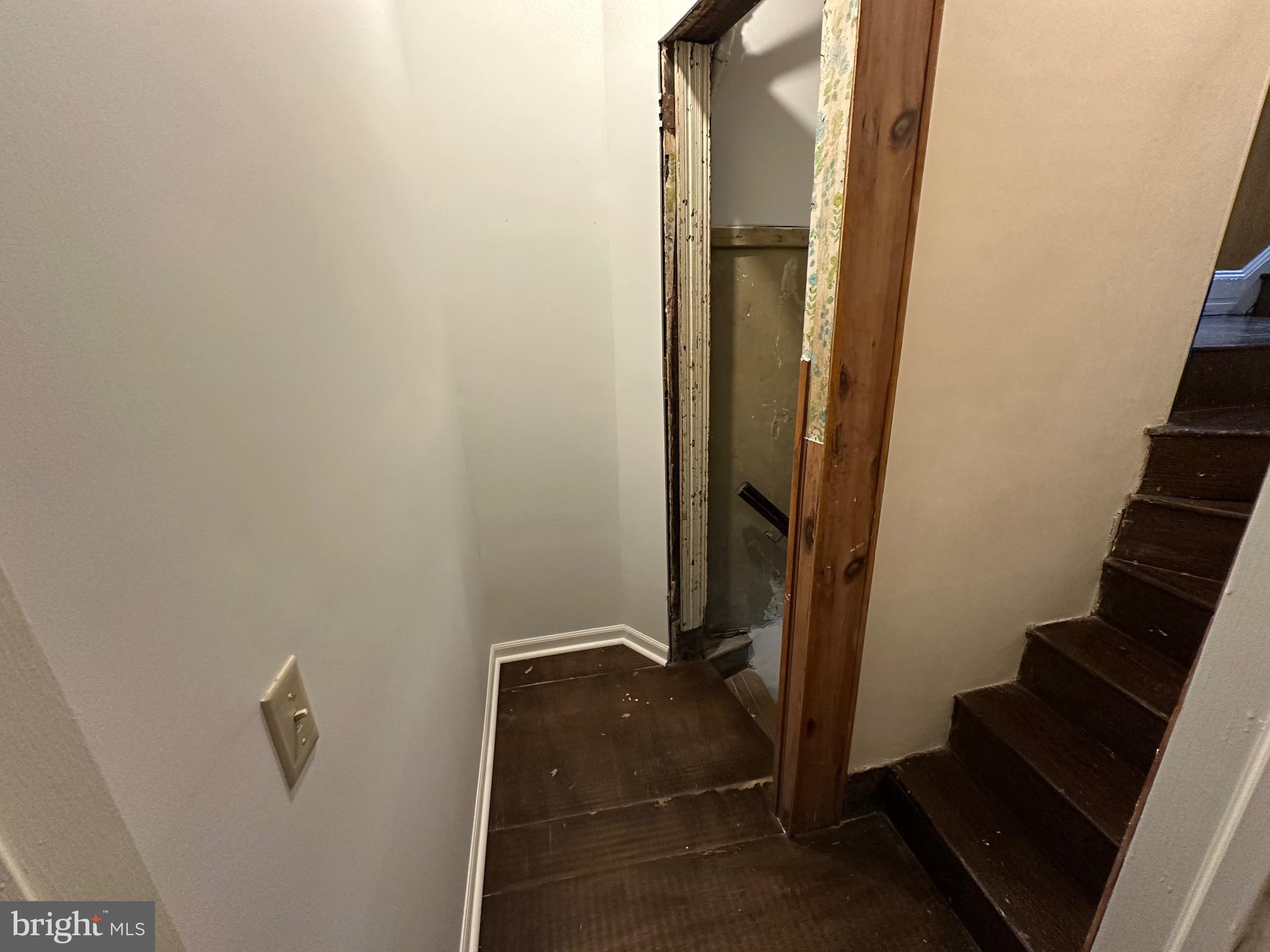 WALNUT HILL - Residential Lease