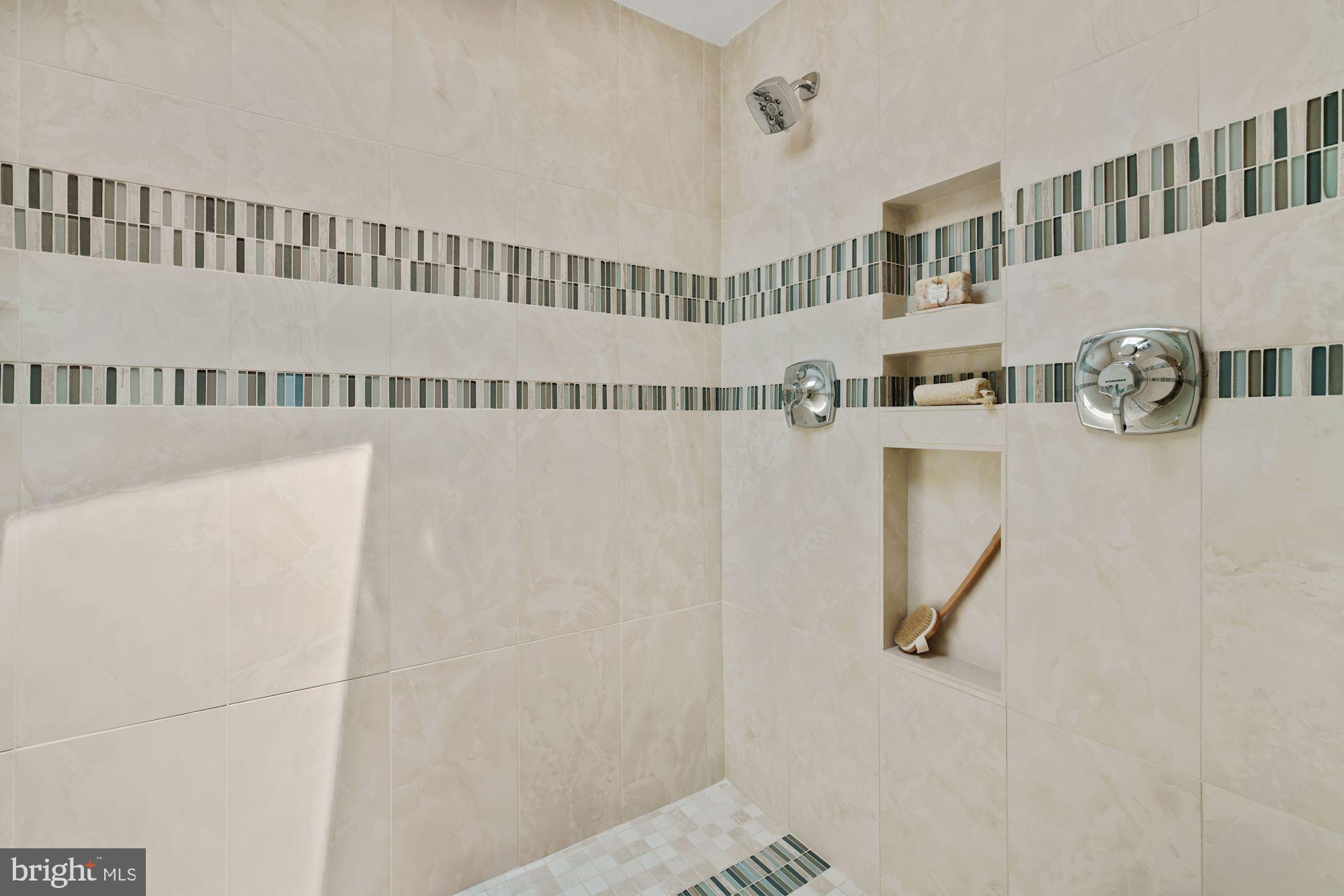 CHERRYDALE - Residential